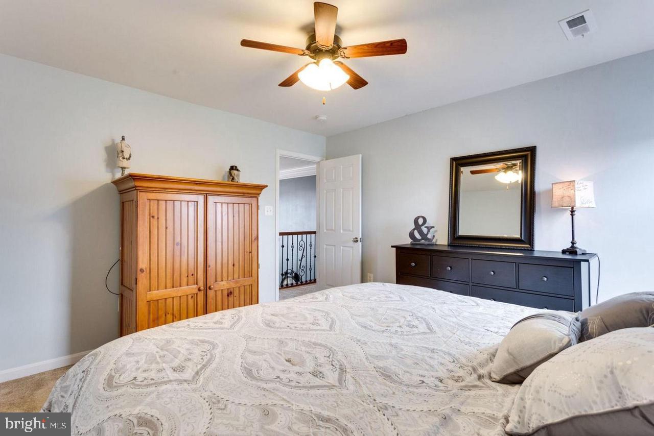 SEASONS LANDING - Residential Lease