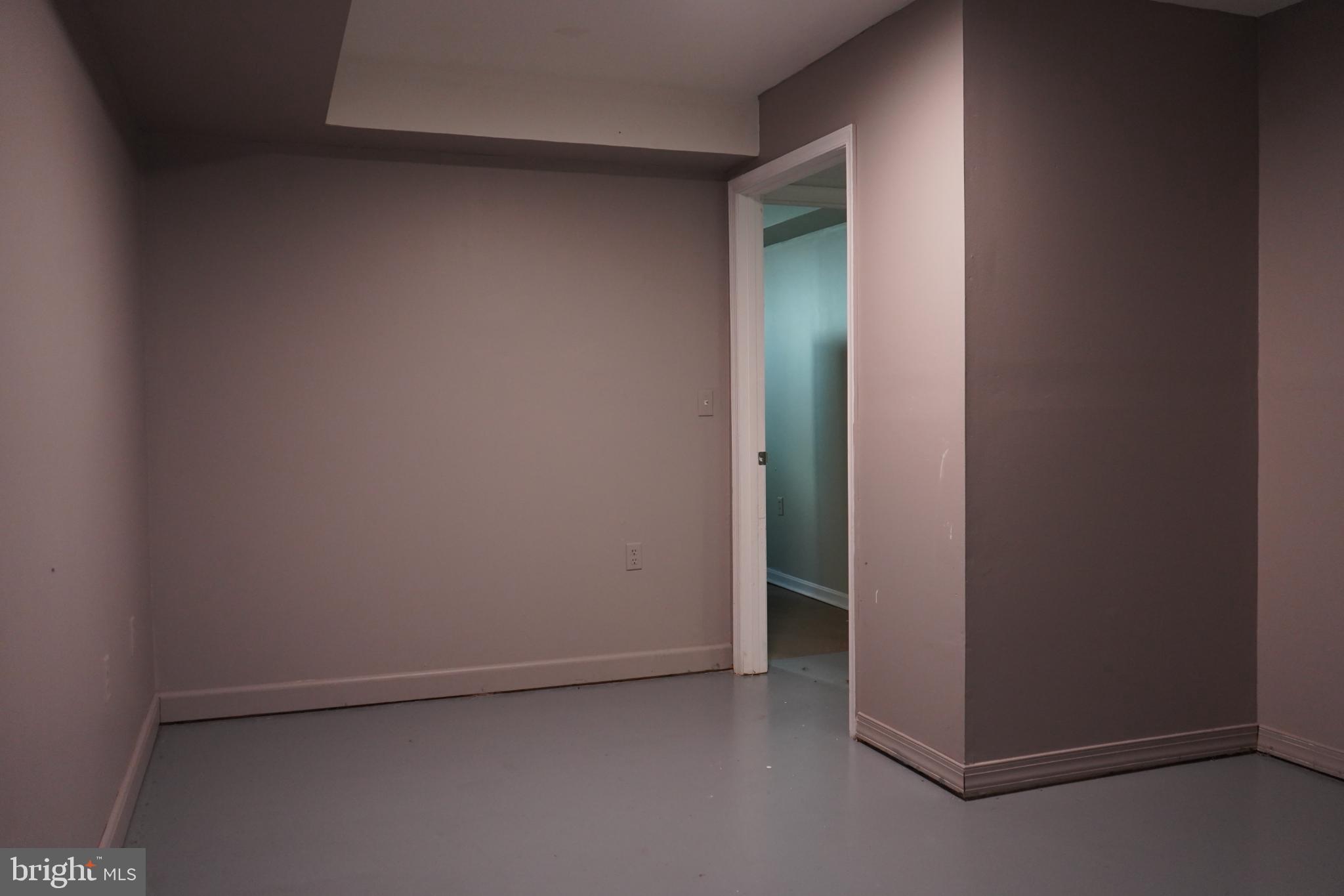 GREEN ACRES HORSE FARM - Residential