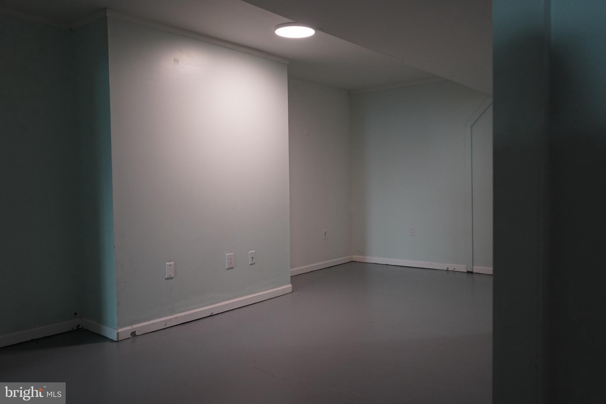 GREEN ACRES HORSE FARM - Residential