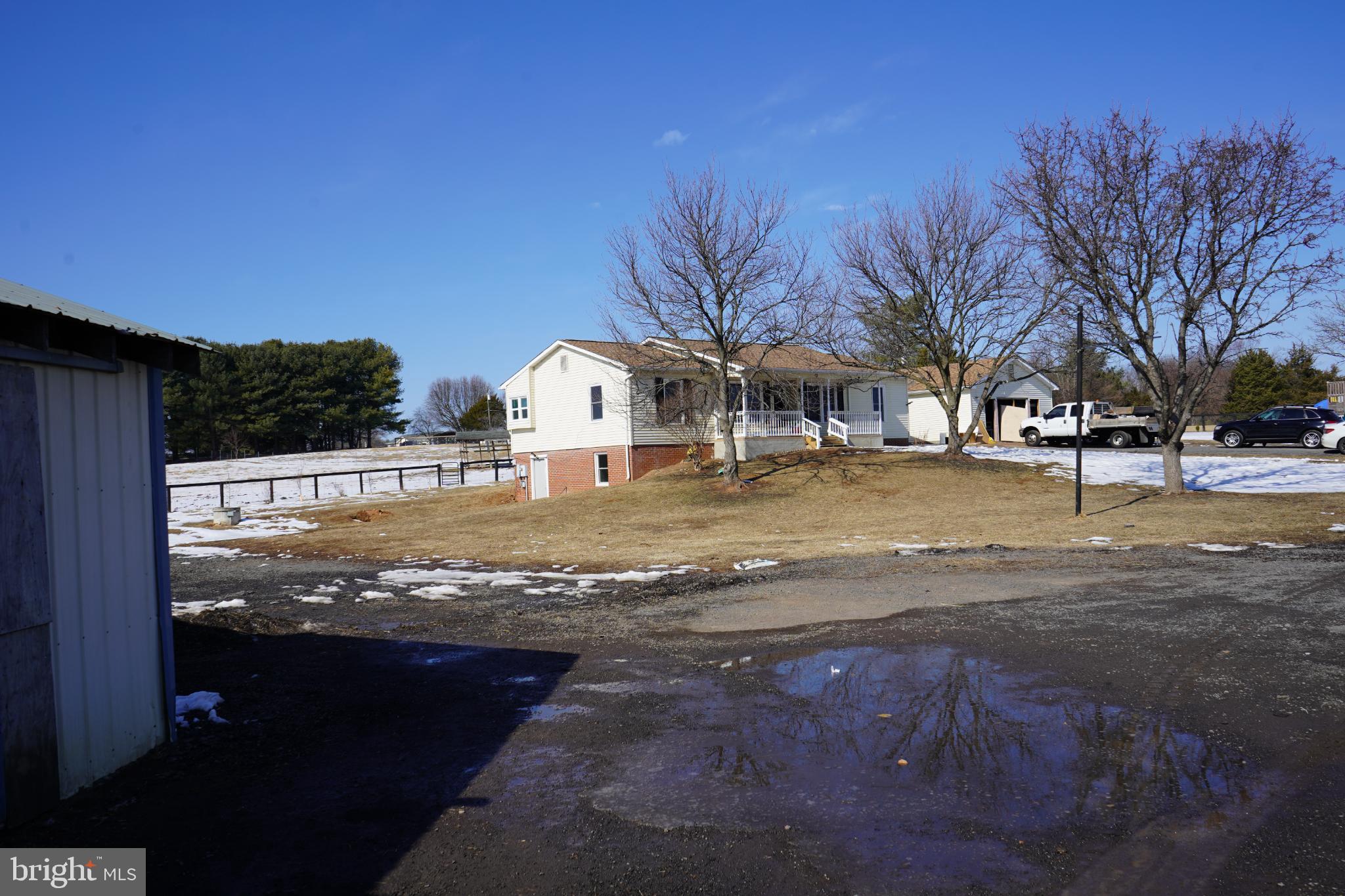 GREEN ACRES HORSE FARM - Residential