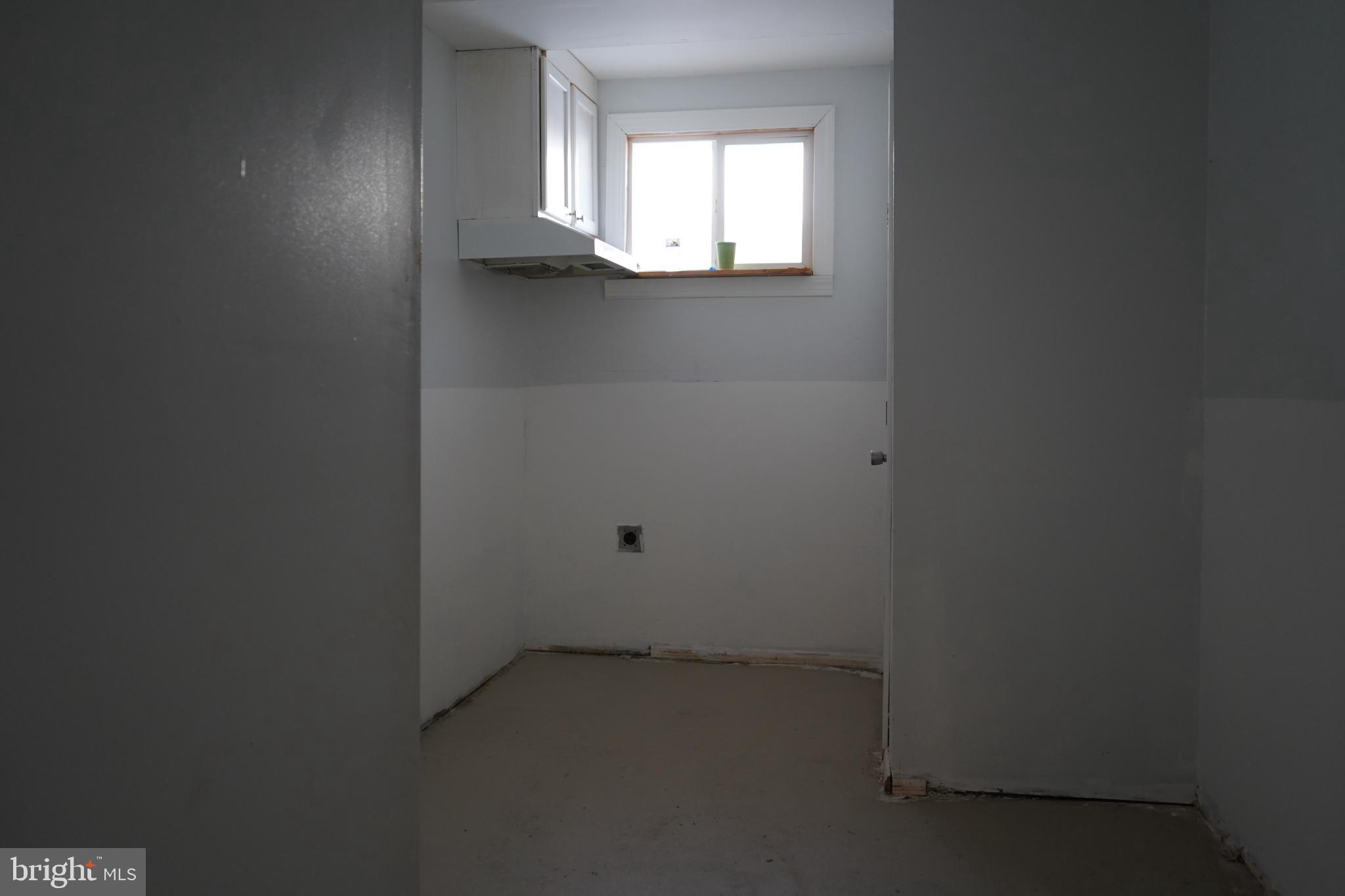 GREEN ACRES HORSE FARM - Residential