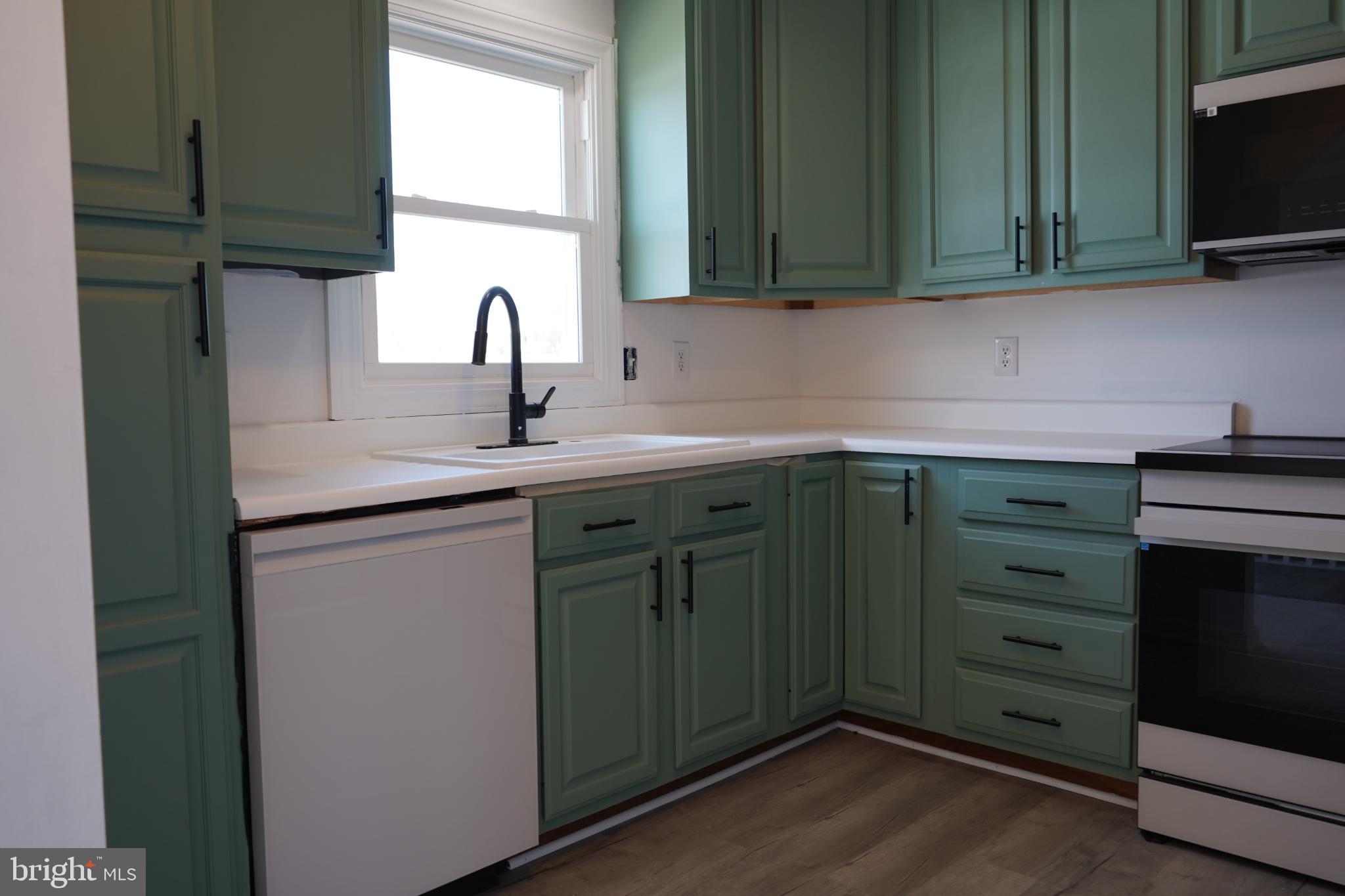 GREEN ACRES HORSE FARM - Residential