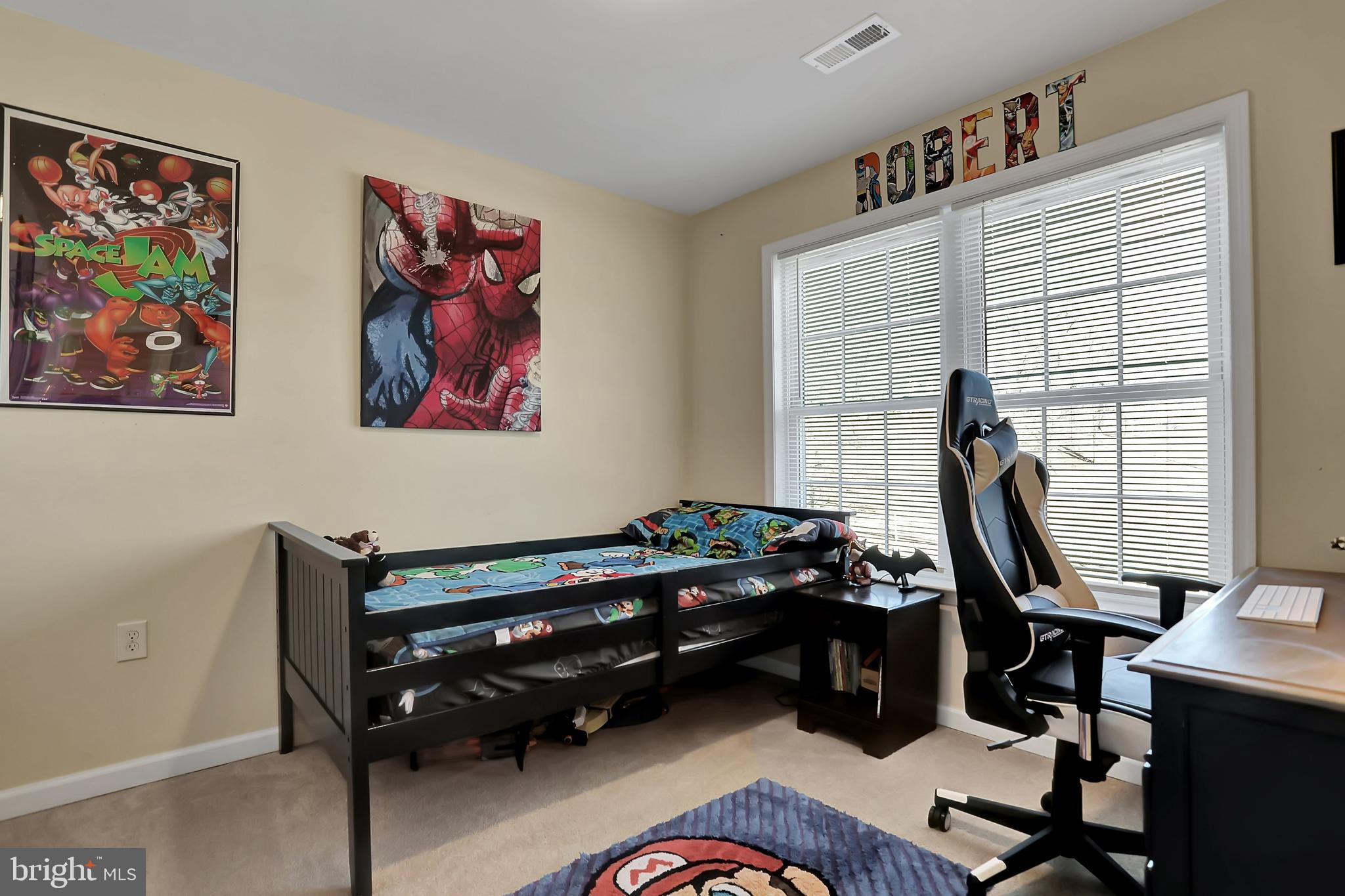 LINKS PLACE - Residential