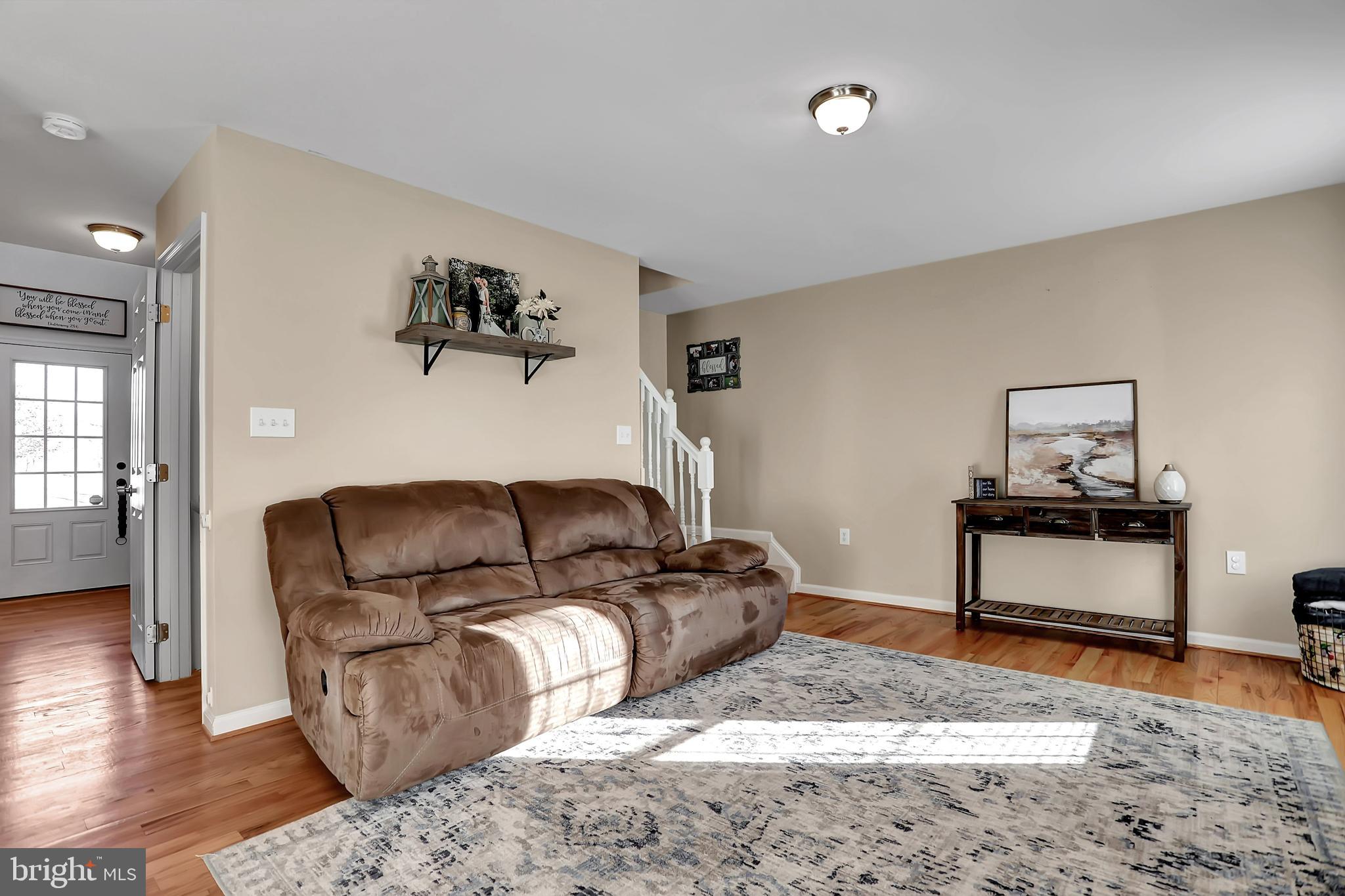 LINKS PLACE - Residential