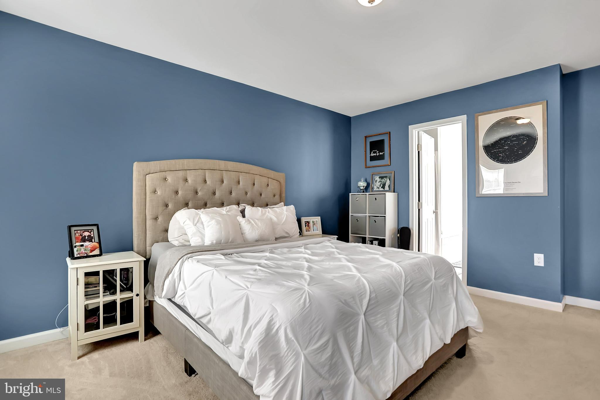 LINKS PLACE - Residential