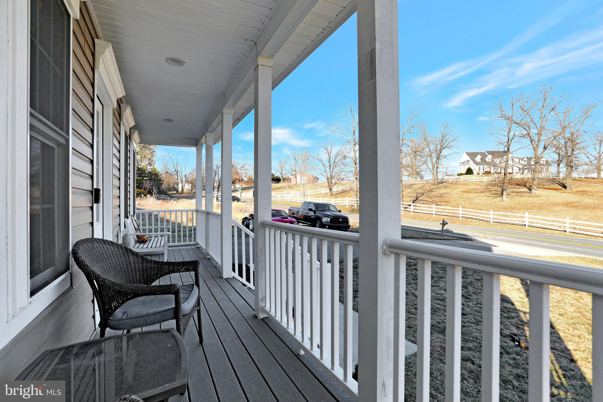 LINKS PLACE - Residential