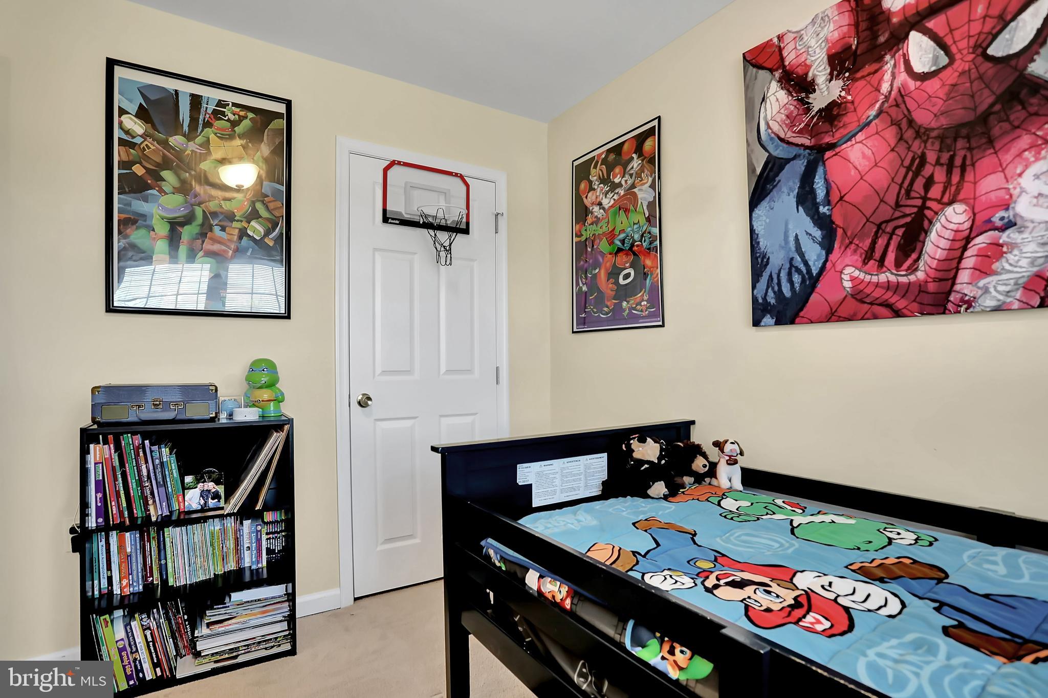 LINKS PLACE - Residential