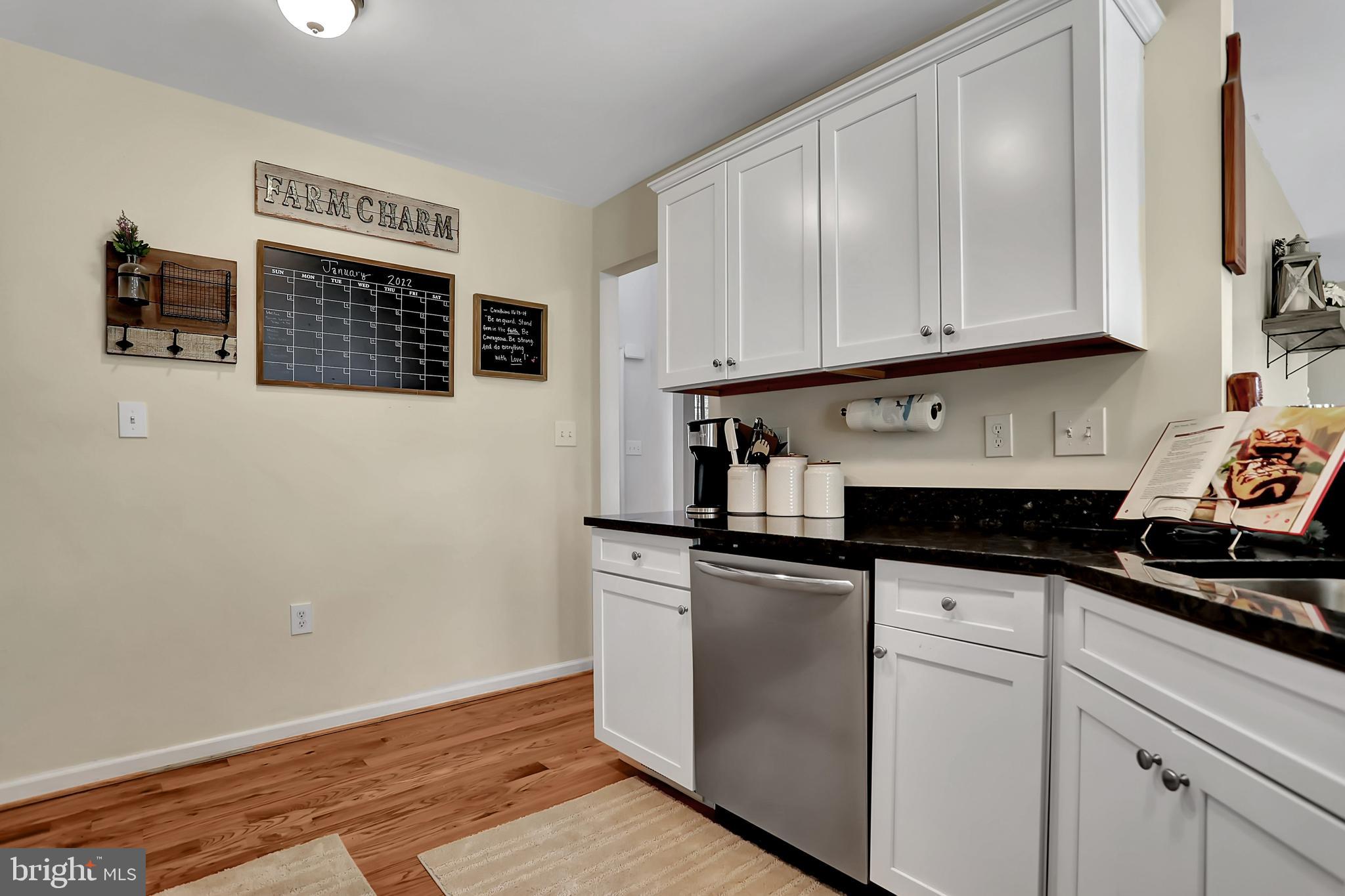 LINKS PLACE - Residential