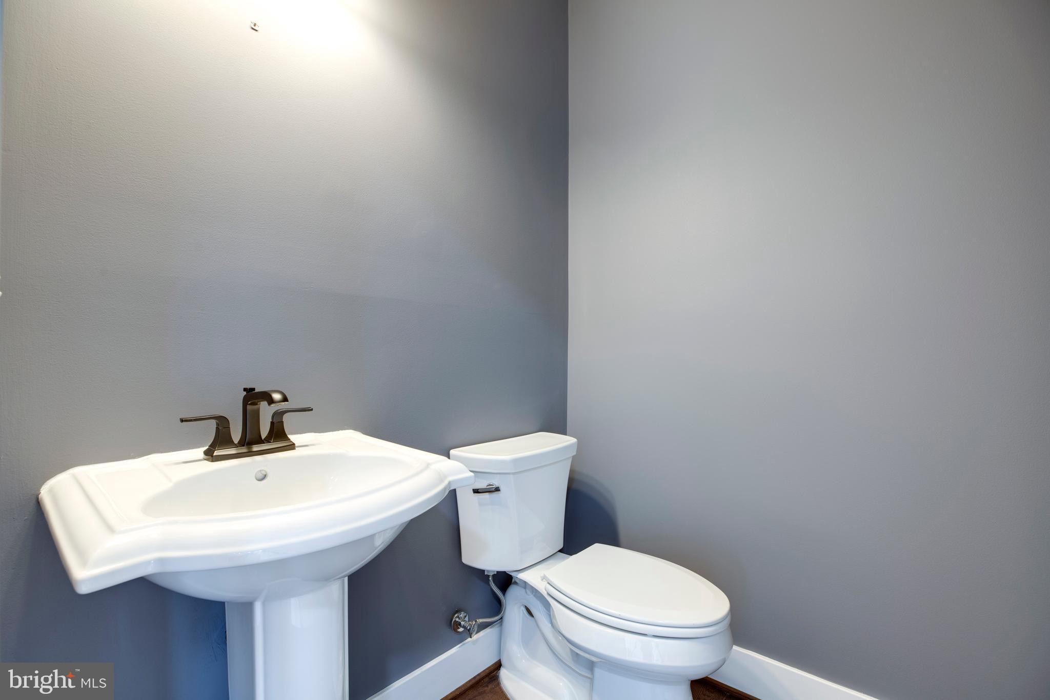 THE VILLAGE AT BELMONT RIDGE - Residential Lease