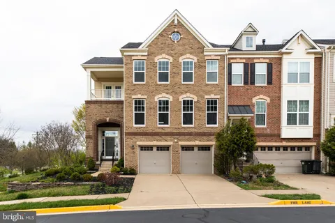 42610 Beckett Terrace, Ashburn, VA MLS: VALO2091484