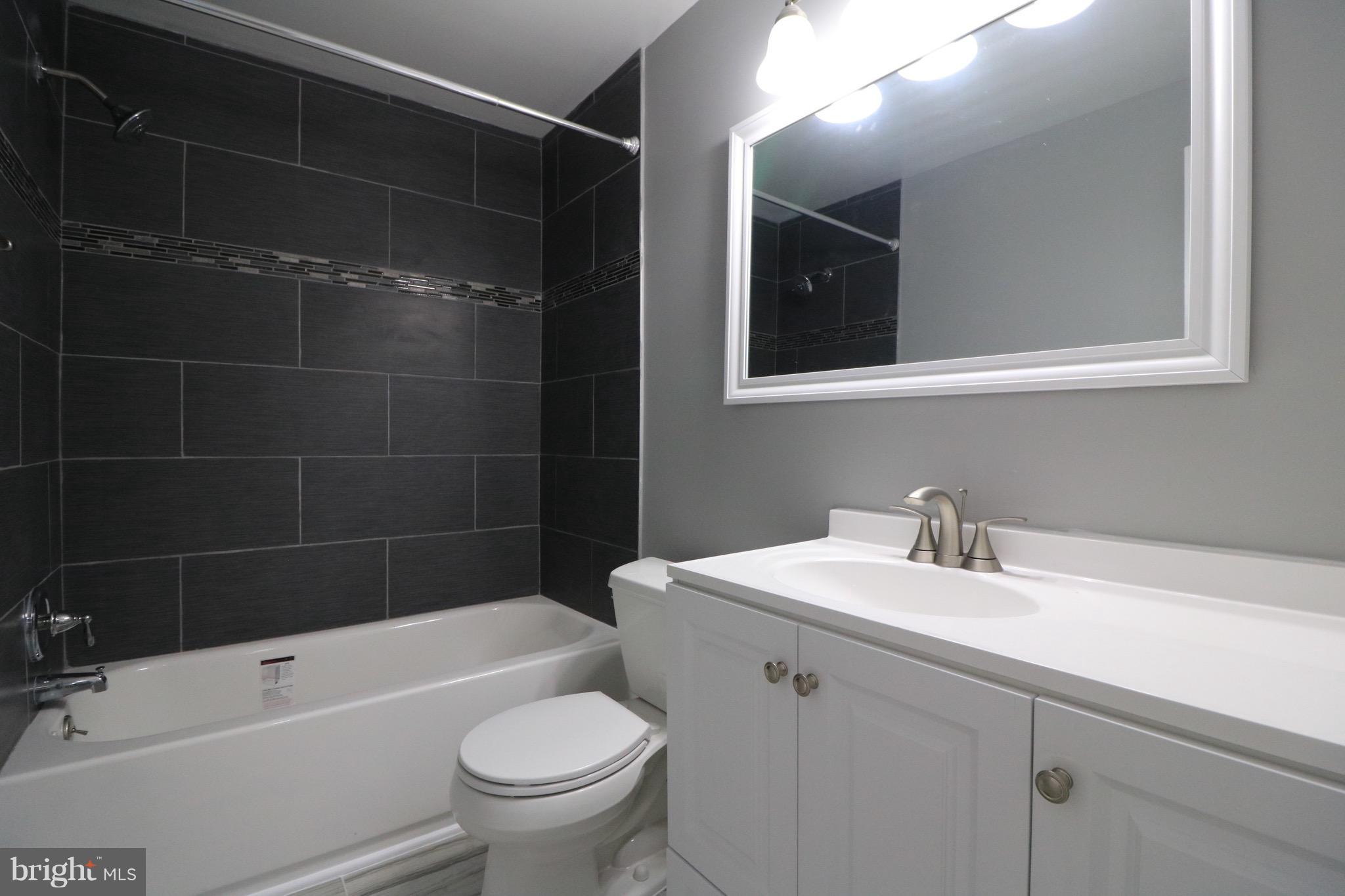 MILL CREEK SOUTH - Residential Lease