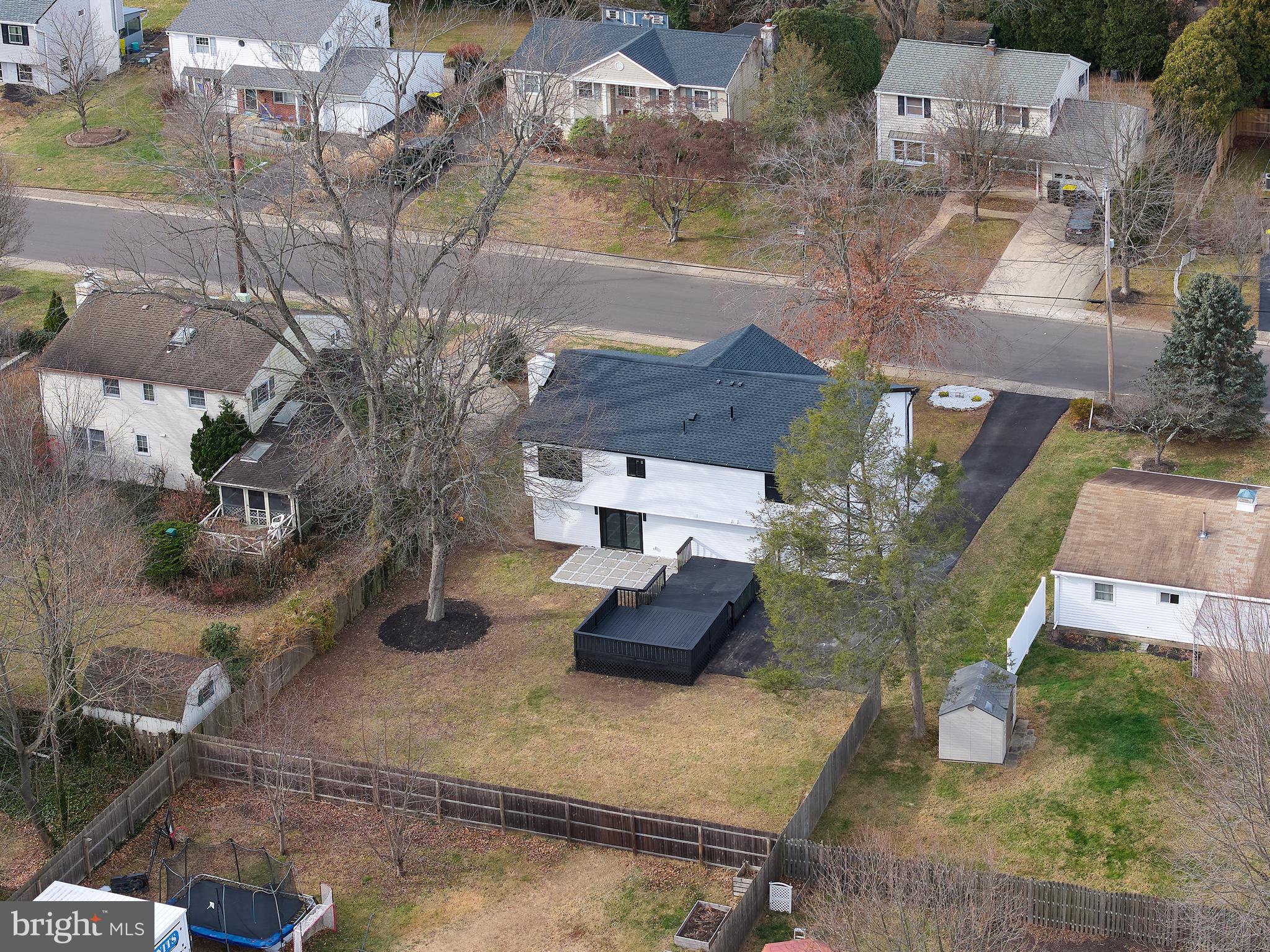 FAIRVIEW - Residential