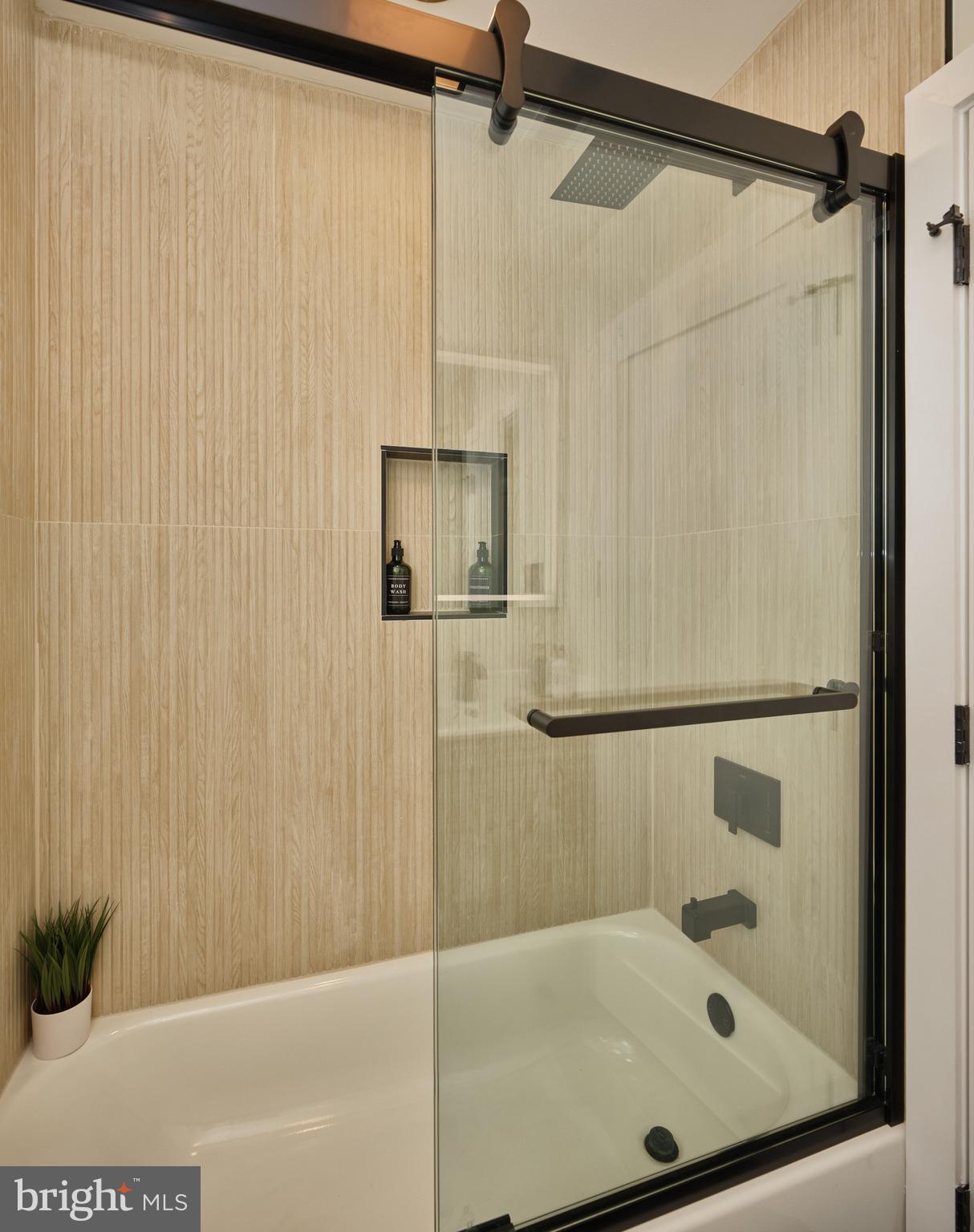 FAIRVIEW - Residential