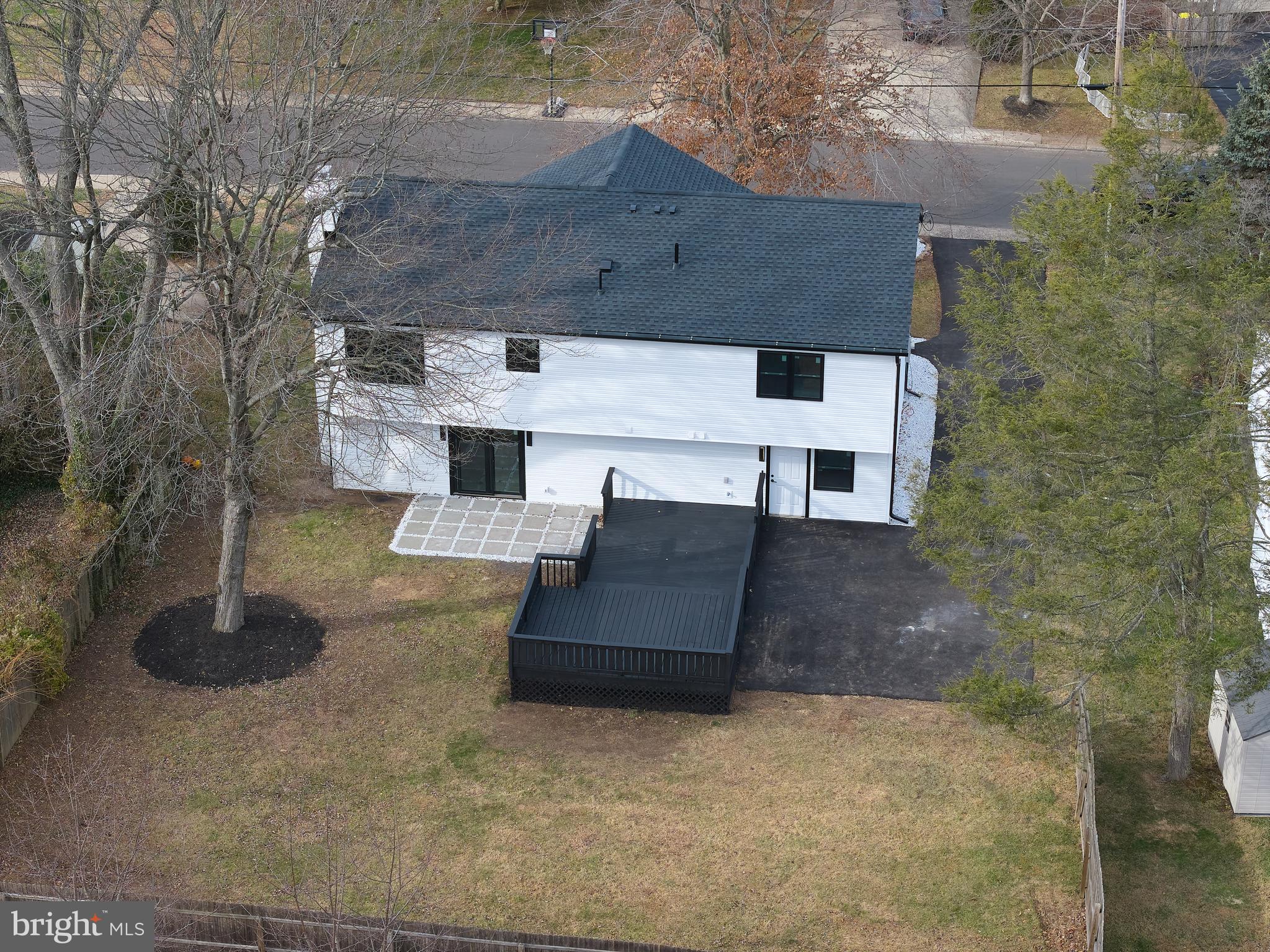 FAIRVIEW - Residential