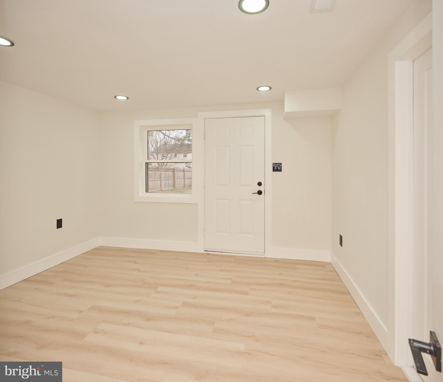 FAIRVIEW - Residential