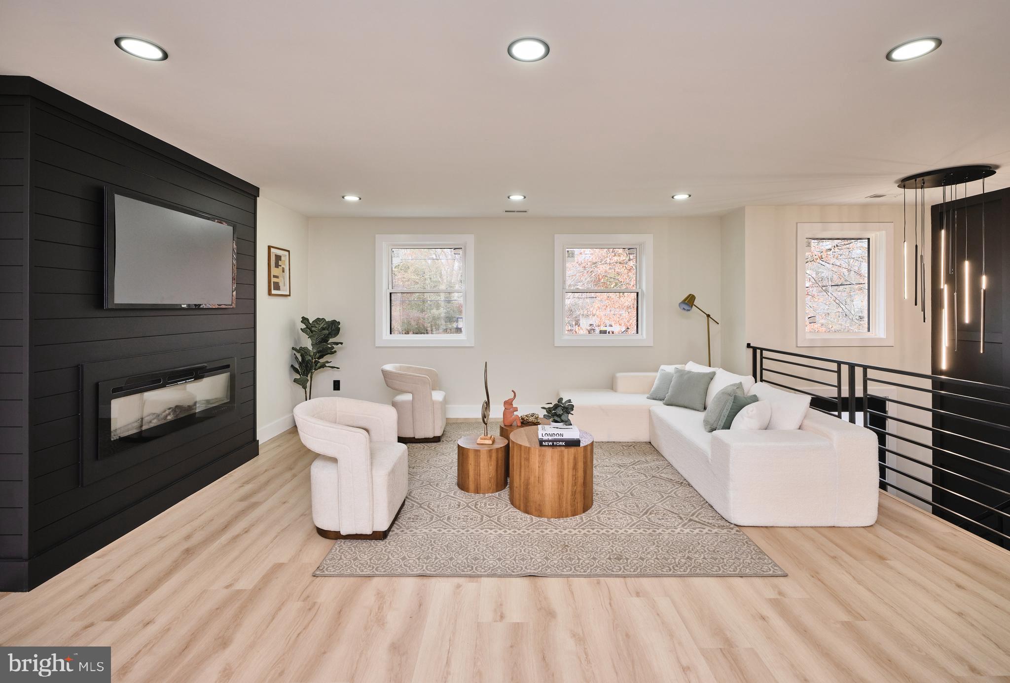 FAIRVIEW - Residential