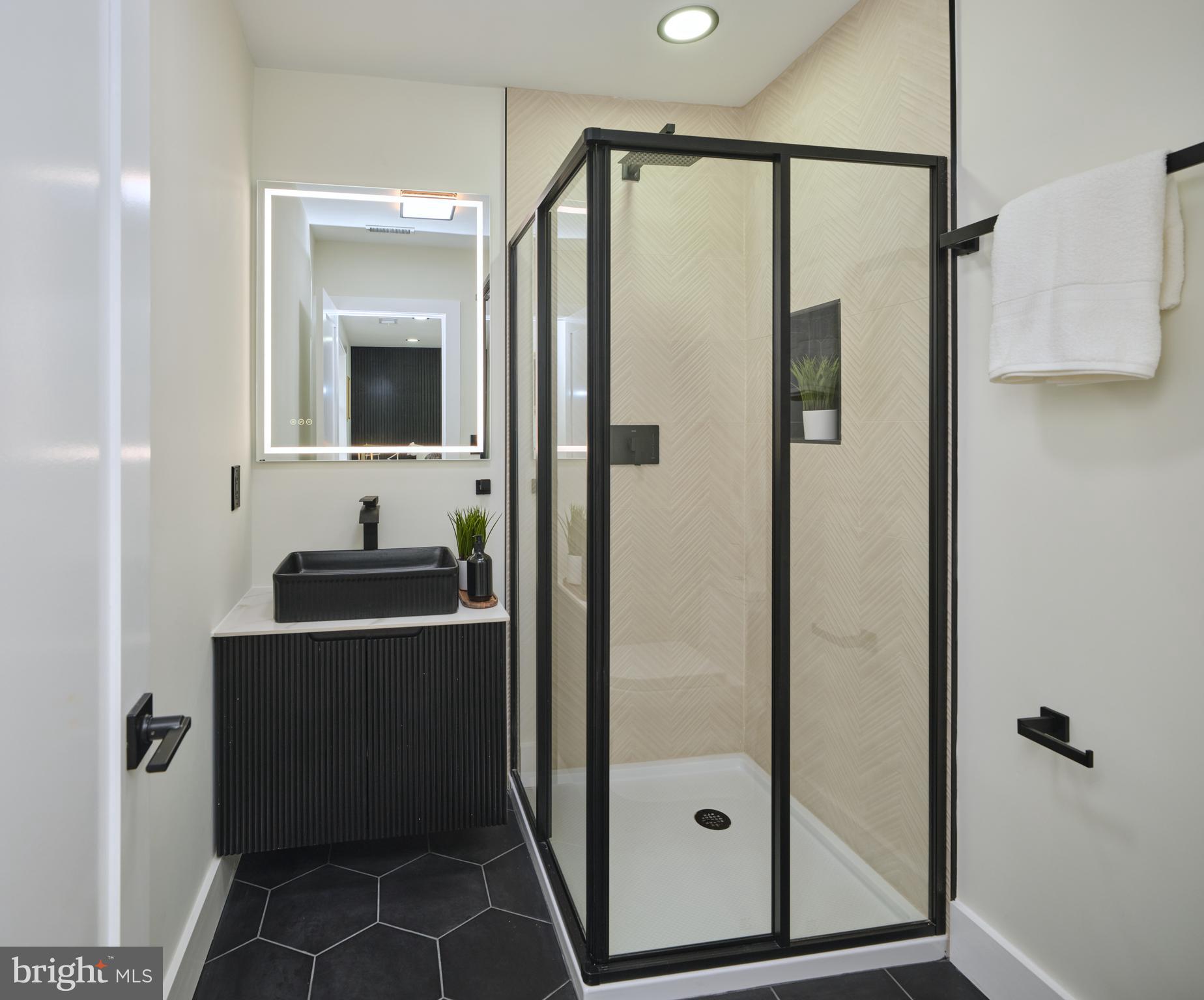 FAIRVIEW - Residential