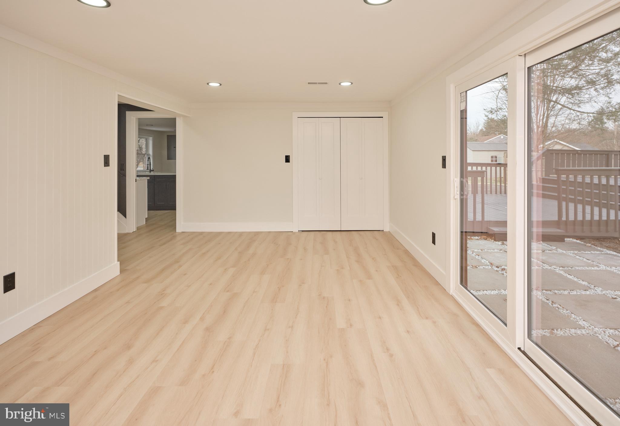 FAIRVIEW - Residential