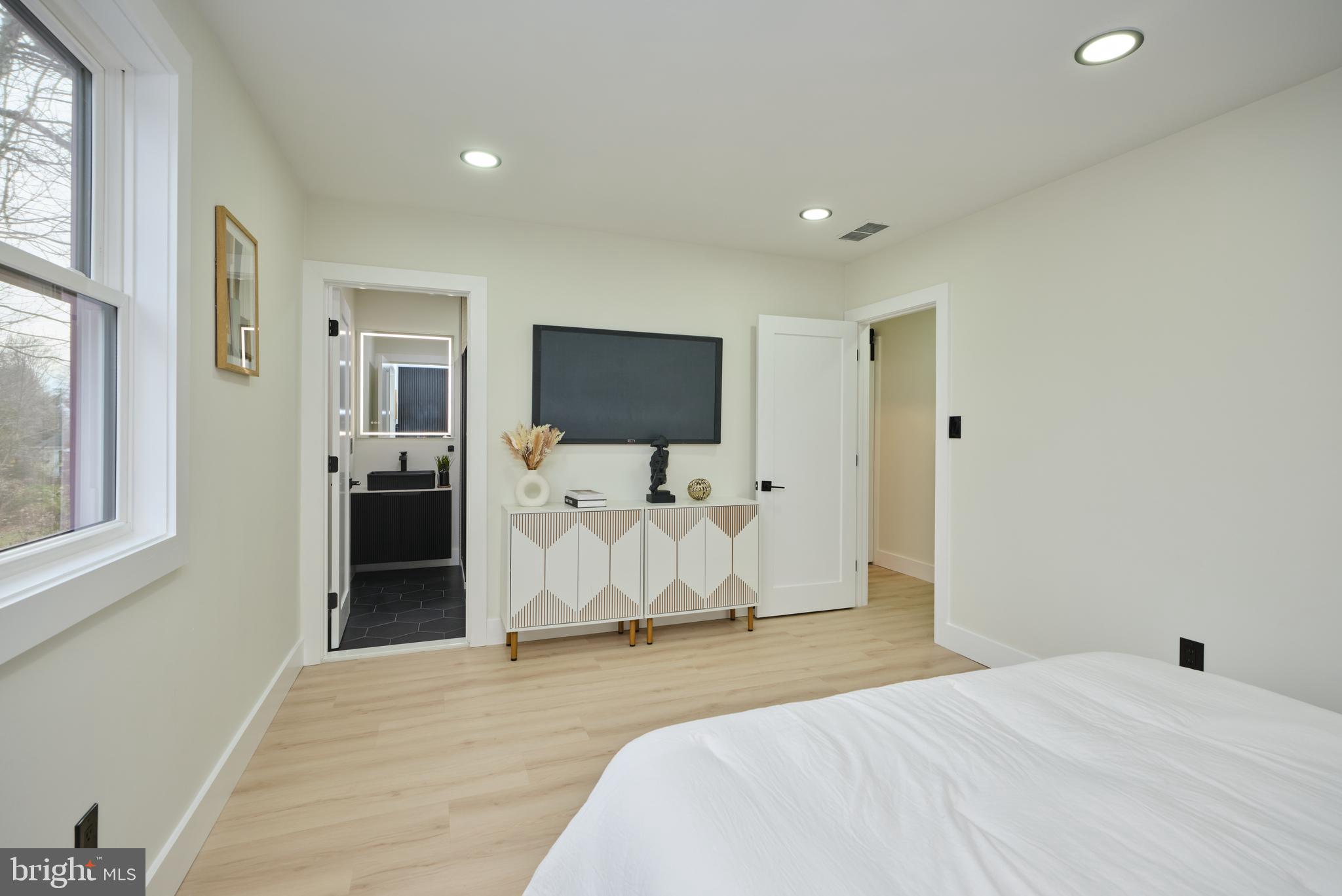 FAIRVIEW - Residential