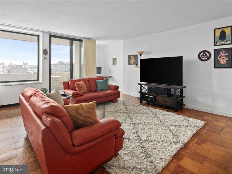 1245 4TH STREET SW E707