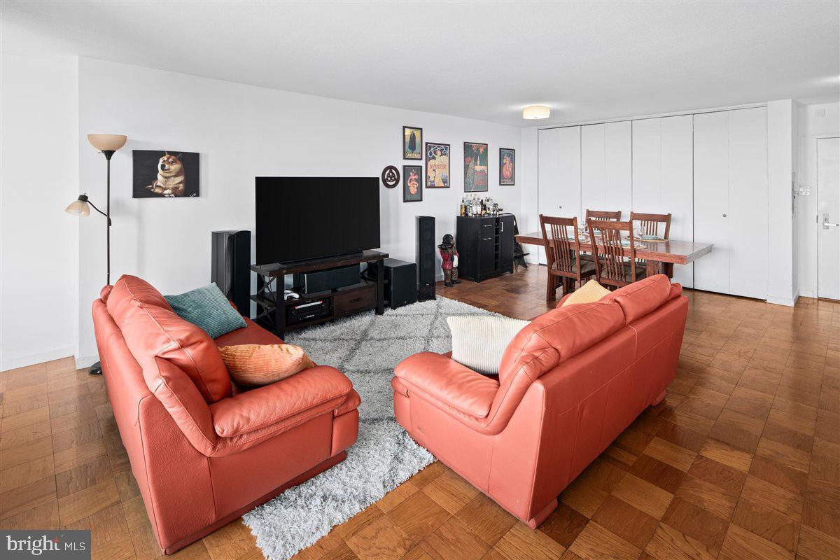 1245 4TH STREET SW E707