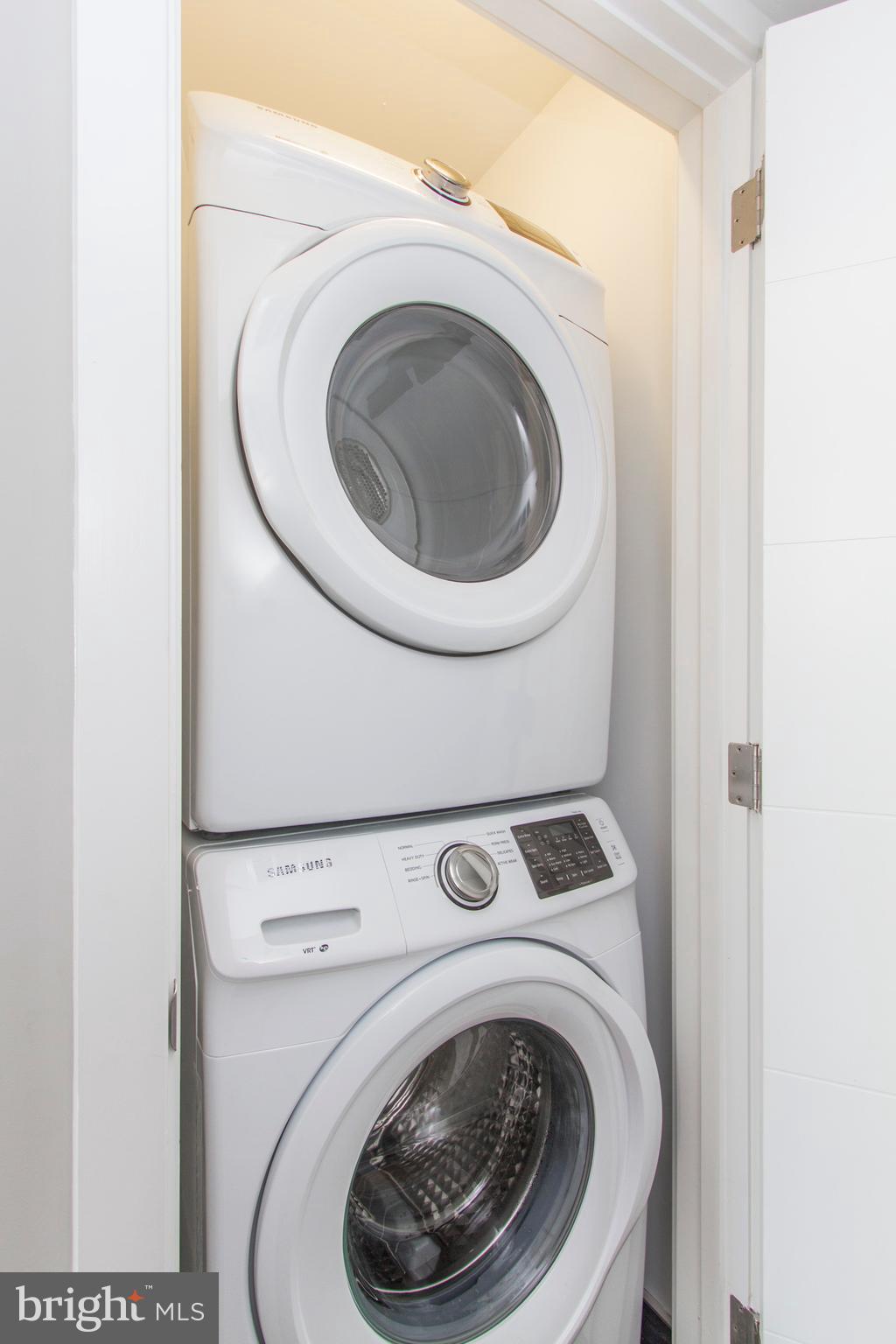 CENTER CITY - Residential Lease