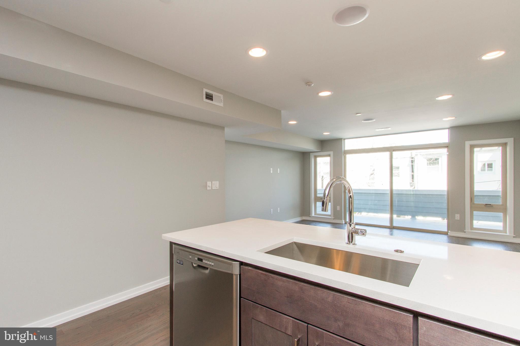 CENTER CITY - Residential Lease