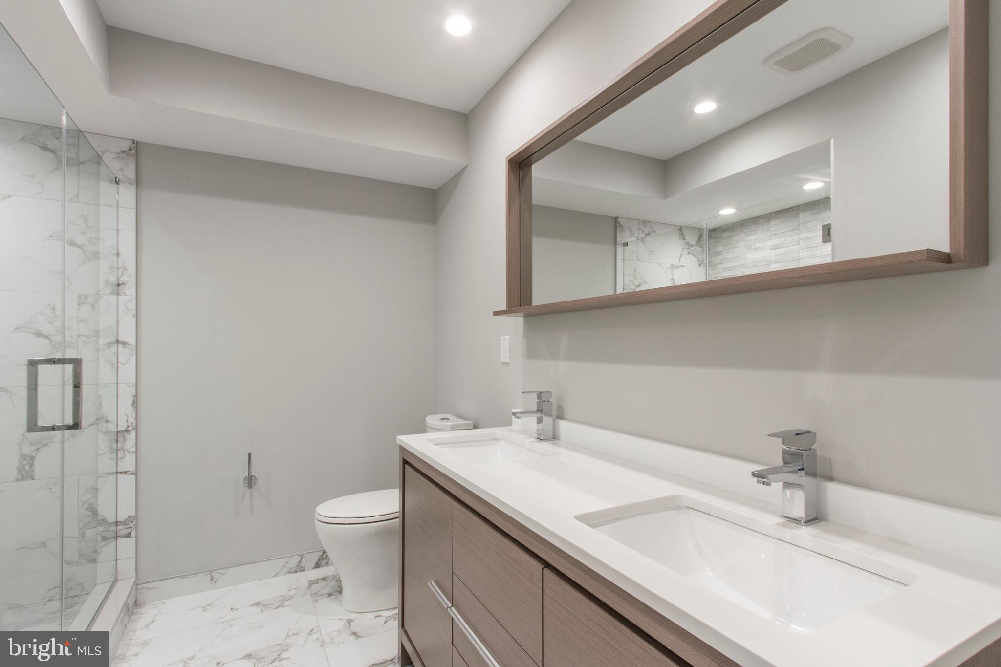 CENTER CITY - Residential Lease