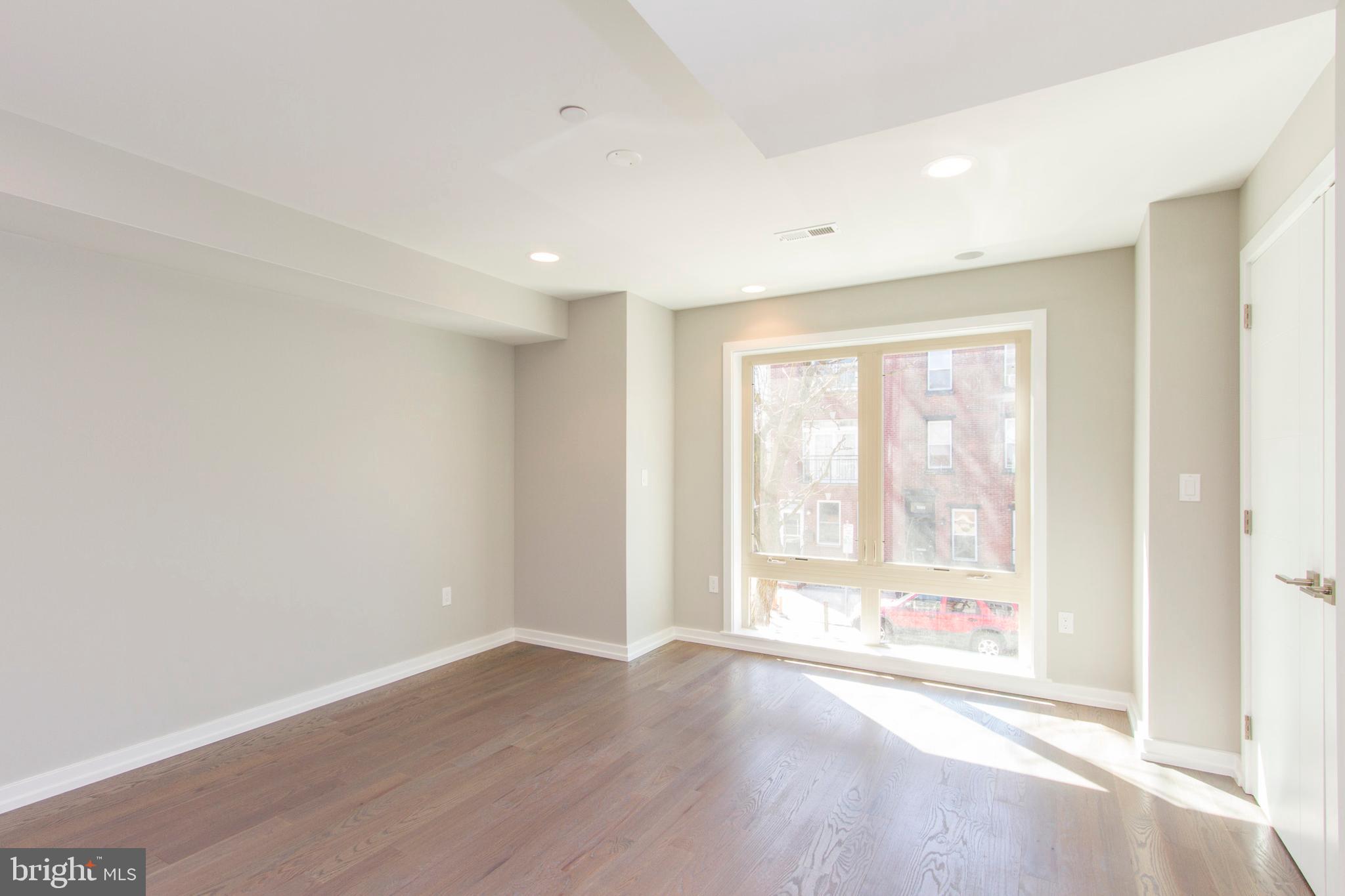 CENTER CITY - Residential Lease