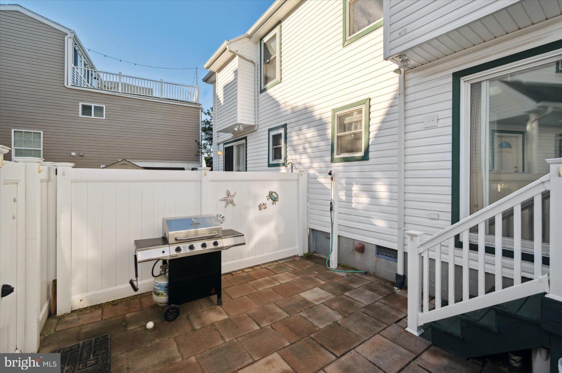 BAYSHORE ESTATES - Residential