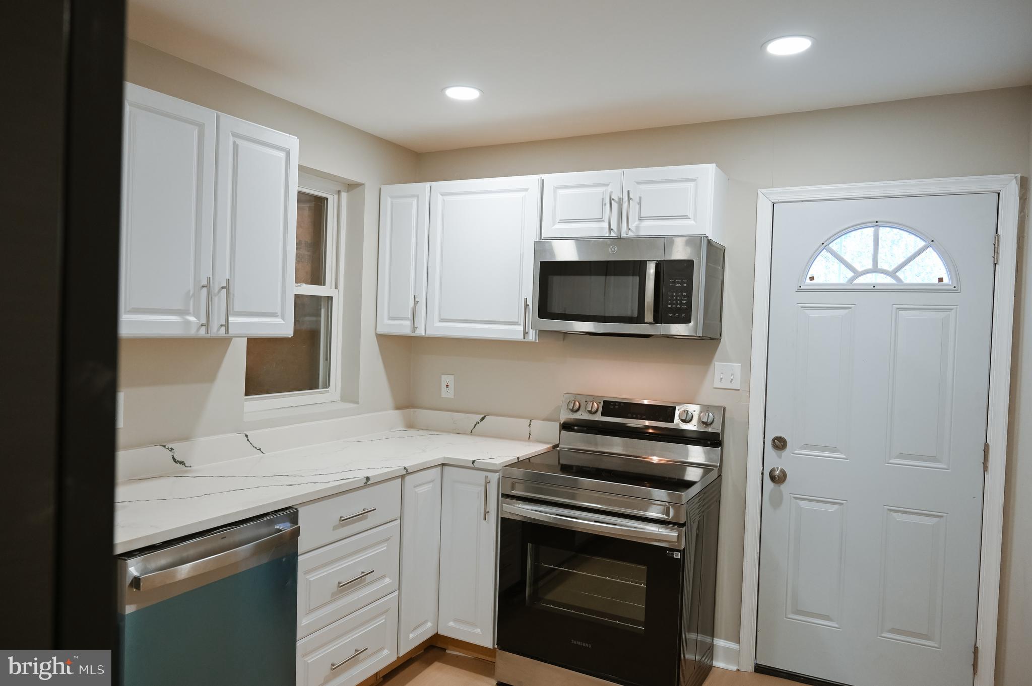 BUTCHERS HILL - Residential