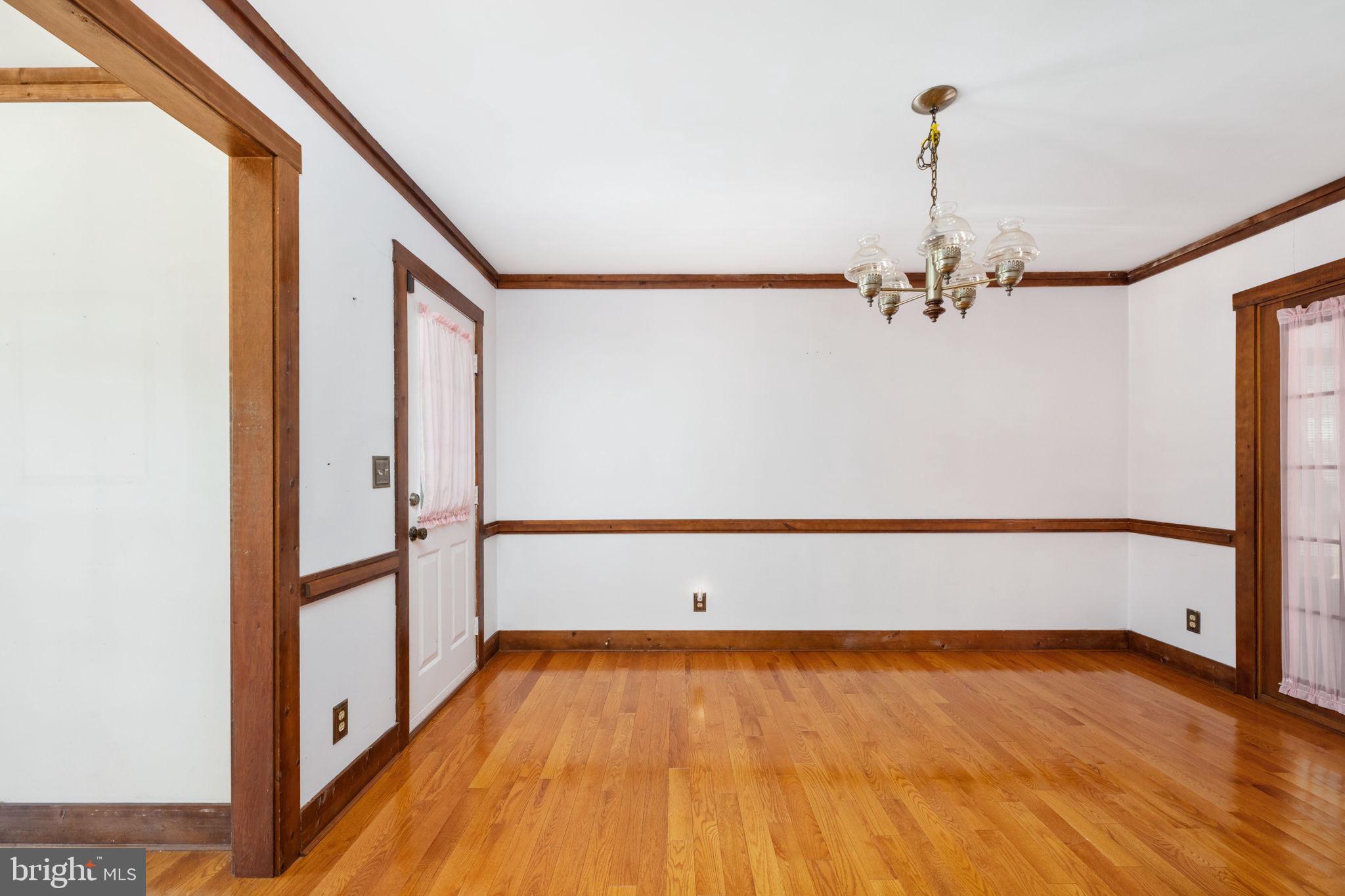 MONTCLAIR - Residential