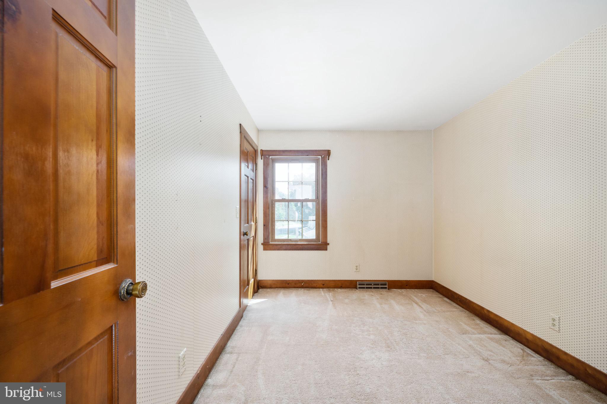 MONTCLAIR - Residential