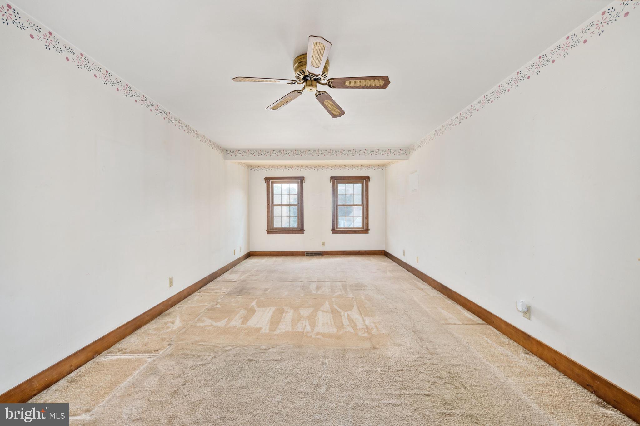 MONTCLAIR - Residential