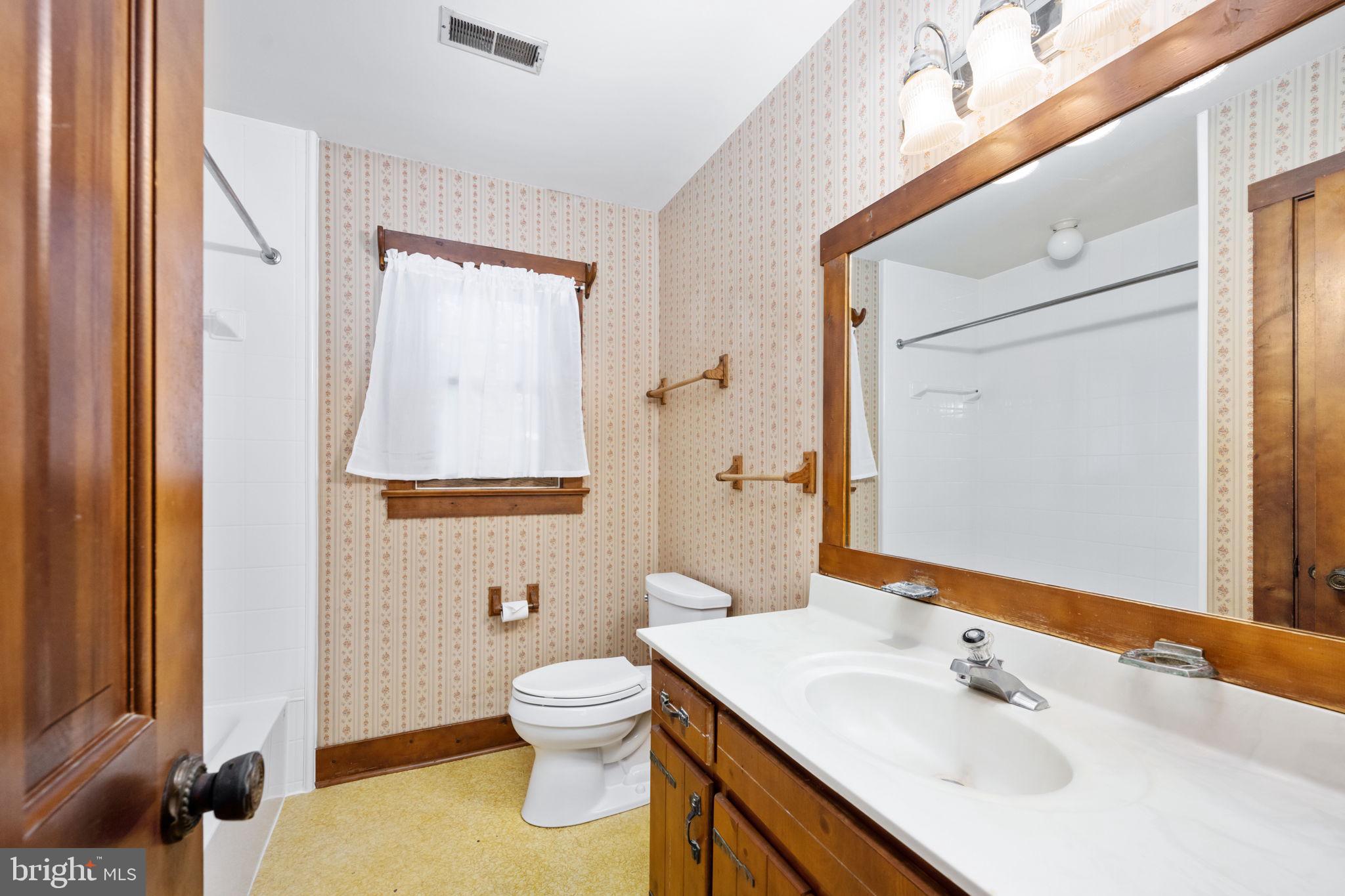 MONTCLAIR - Residential