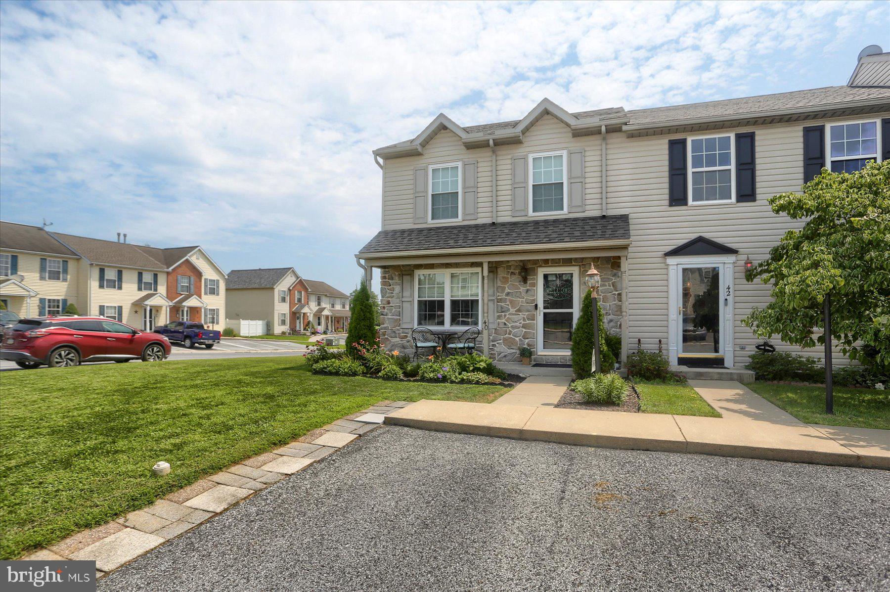 40 LAUREL DRIVE