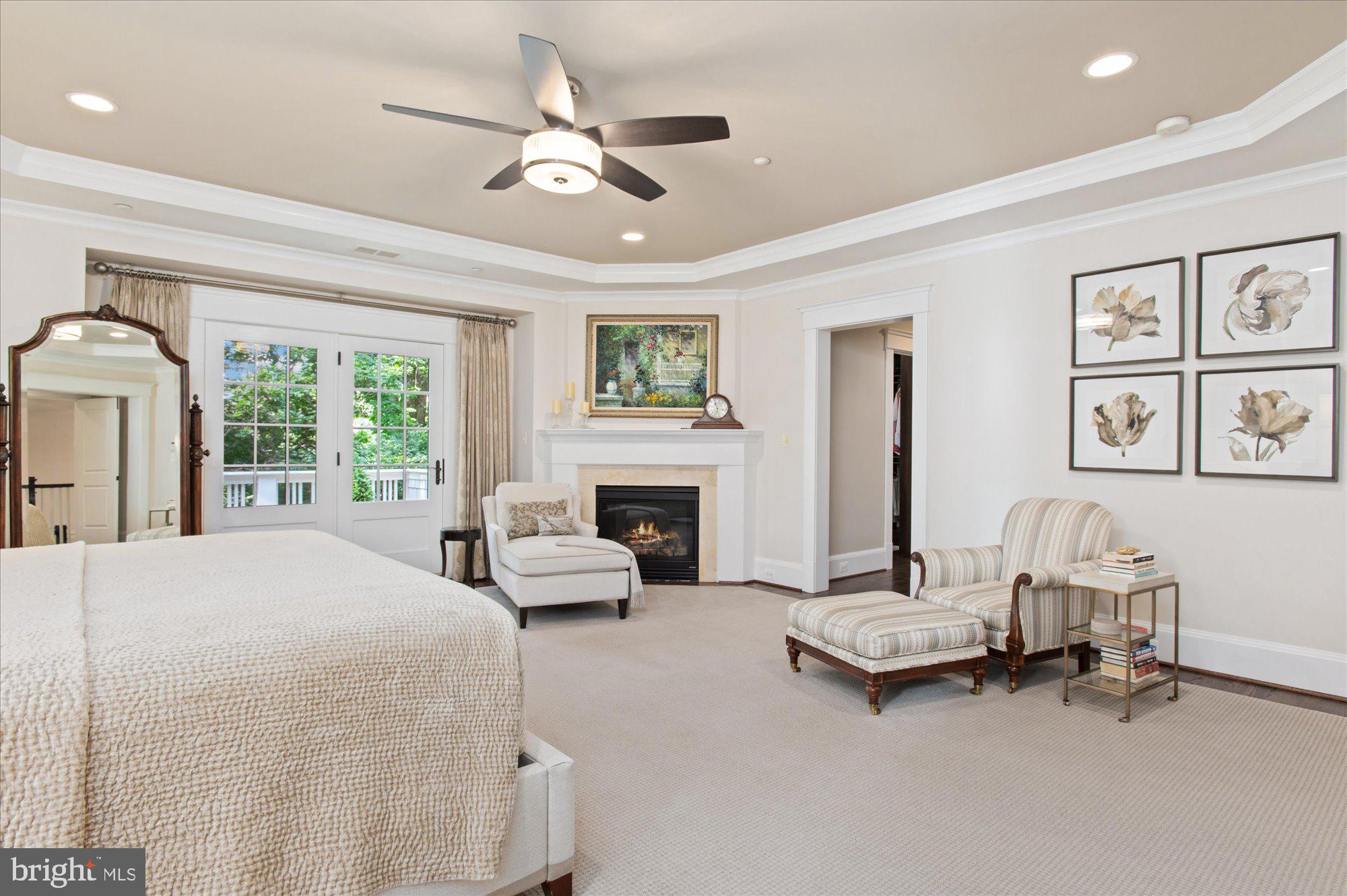 GREENWICH FOREST - Residential