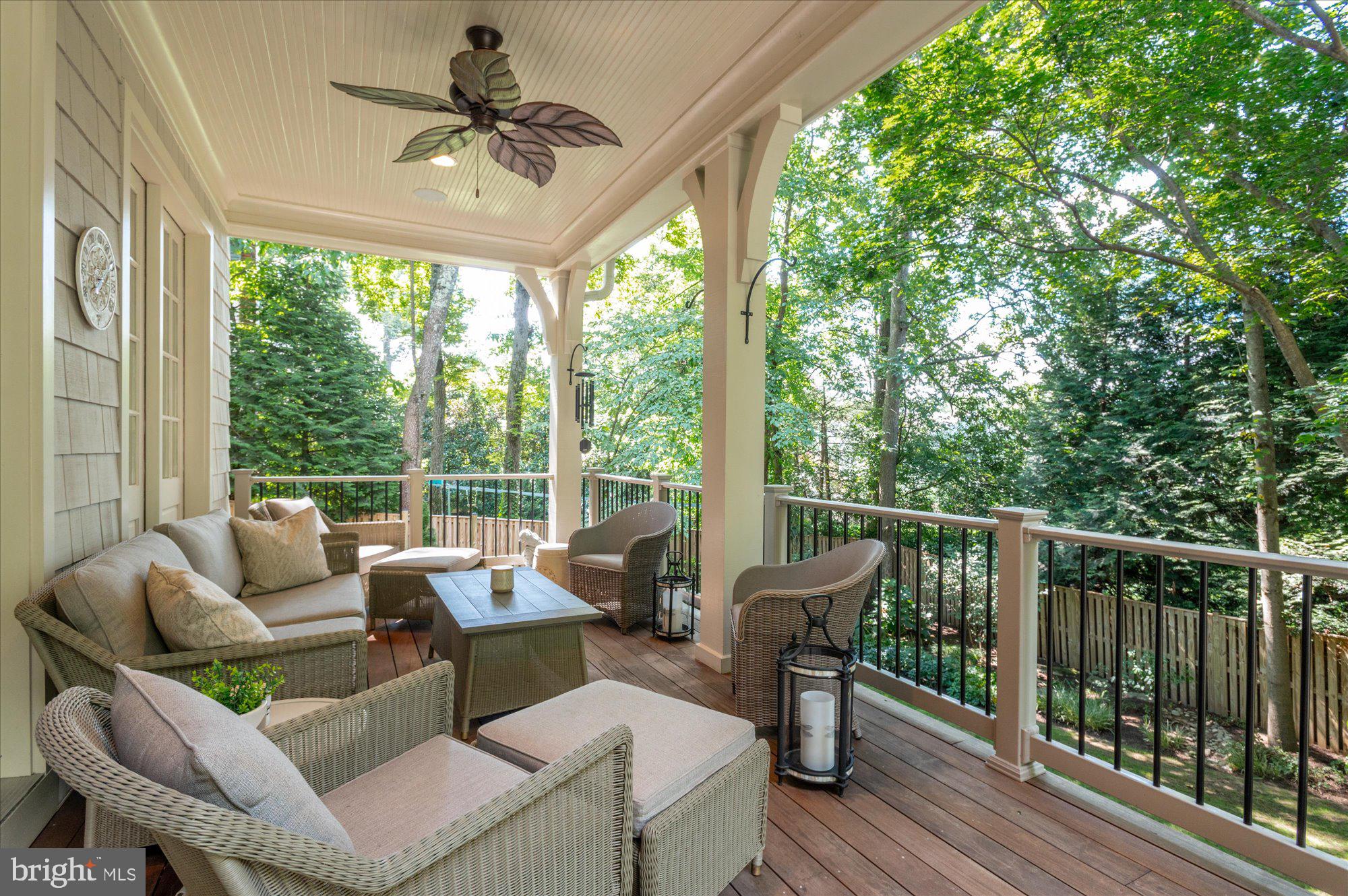 GREENWICH FOREST - Residential