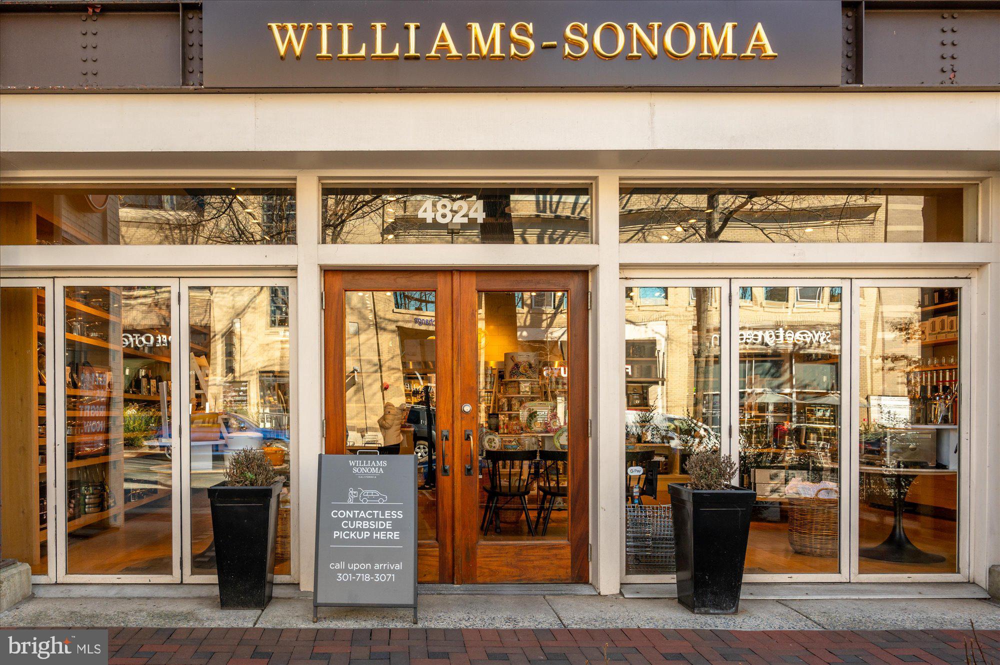 GREENWICH FOREST - Residential