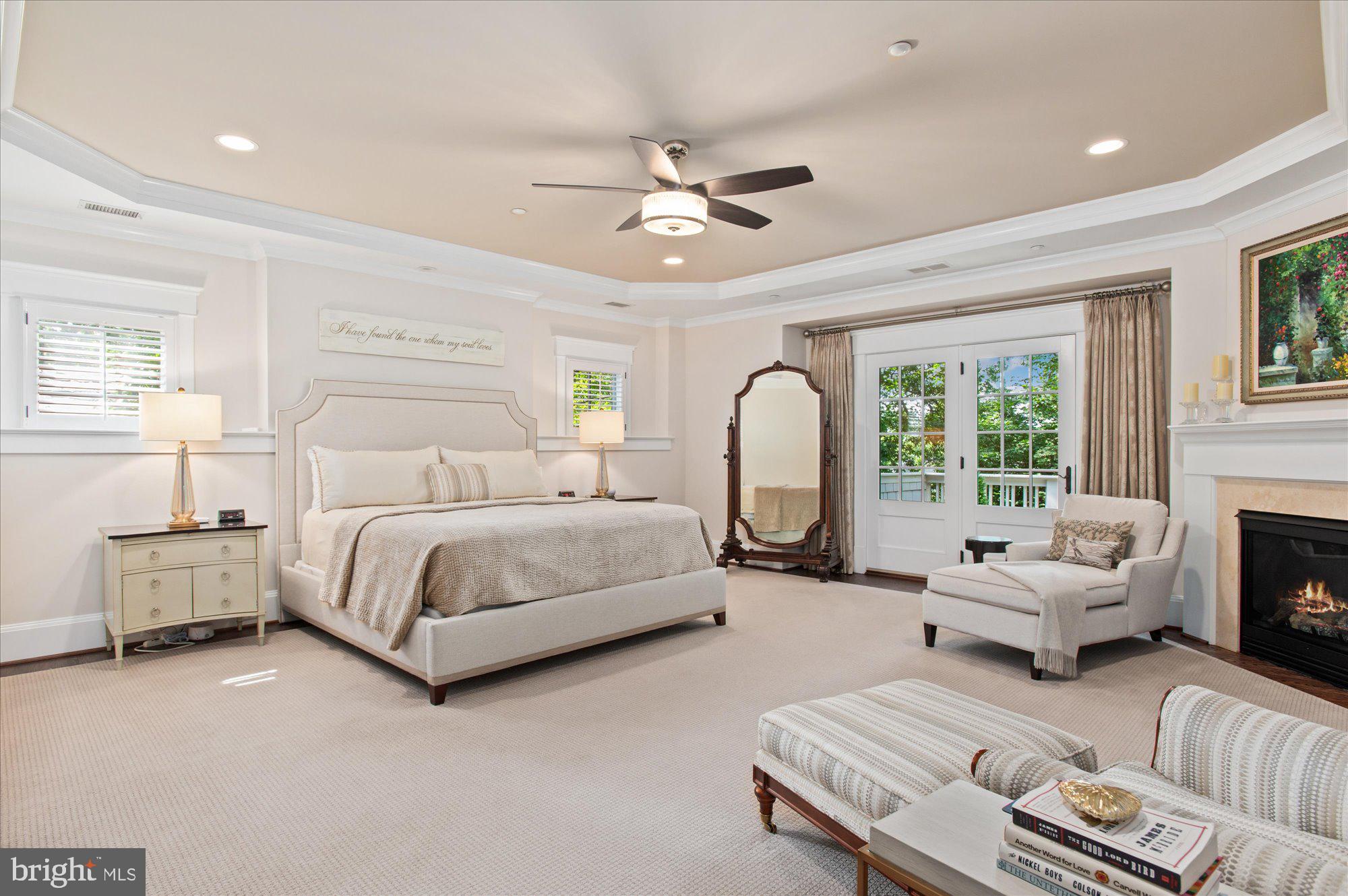 GREENWICH FOREST - Residential