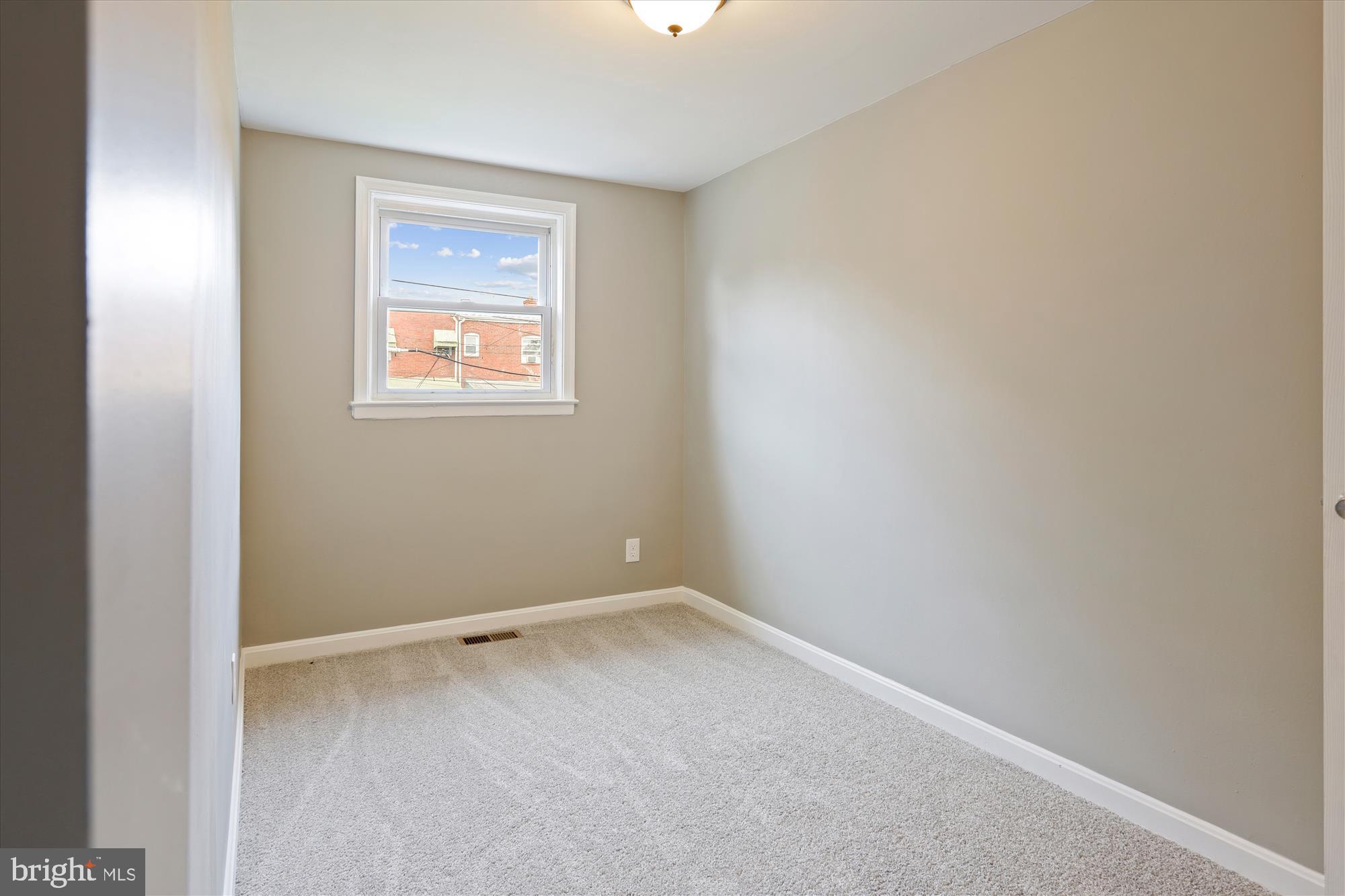 BROOKLYN - Residential