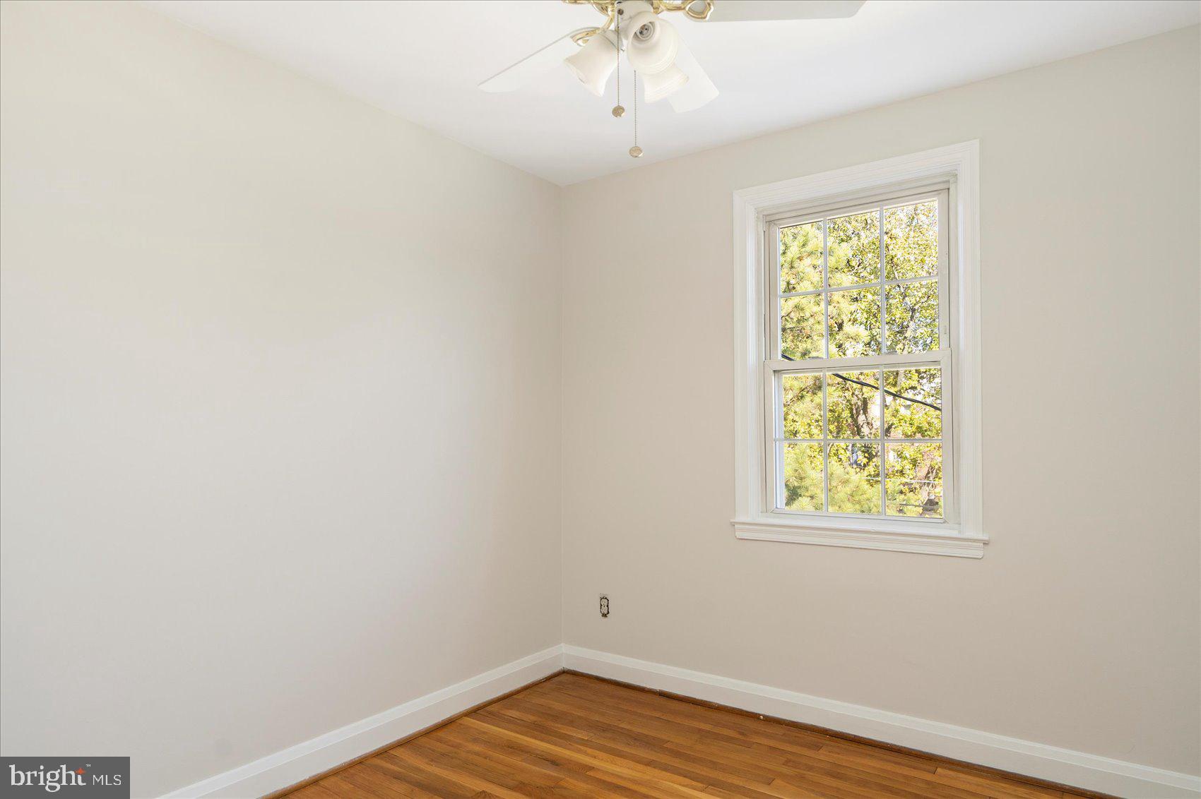 LOCH RAVEN MANOR - Residential