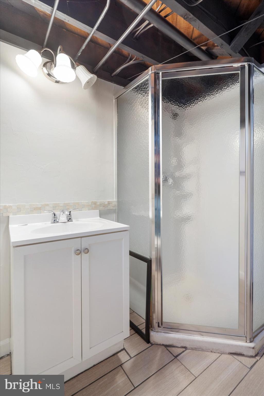 LOCH RAVEN MANOR - Residential