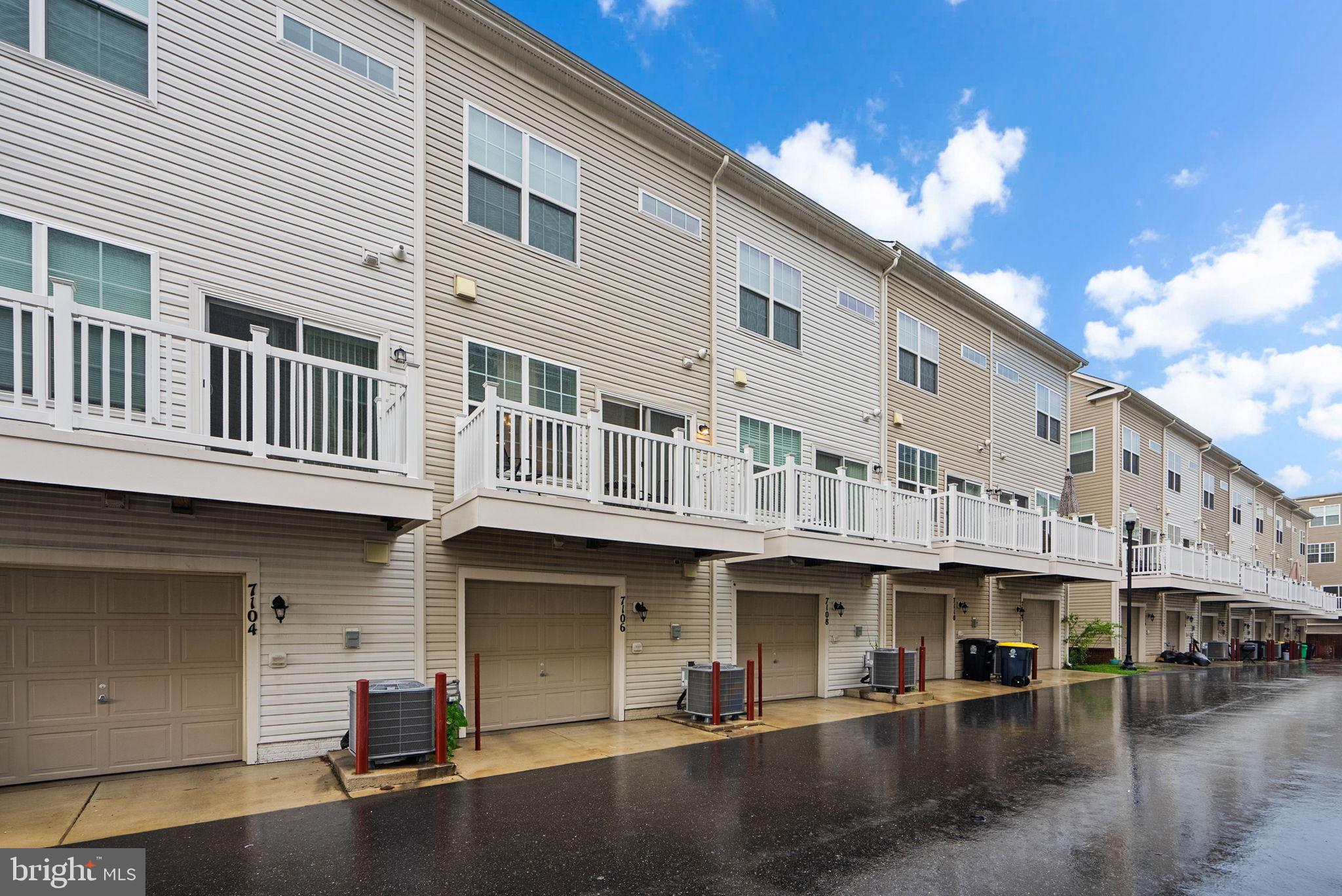 BRICK YARD STATION - Residential