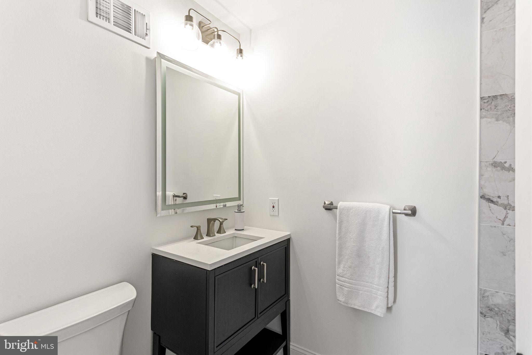 WASHINGTON SQ WEST - Residential