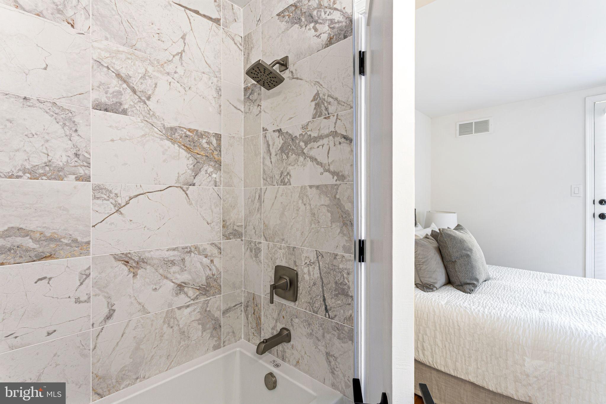 WASHINGTON SQ WEST - Residential