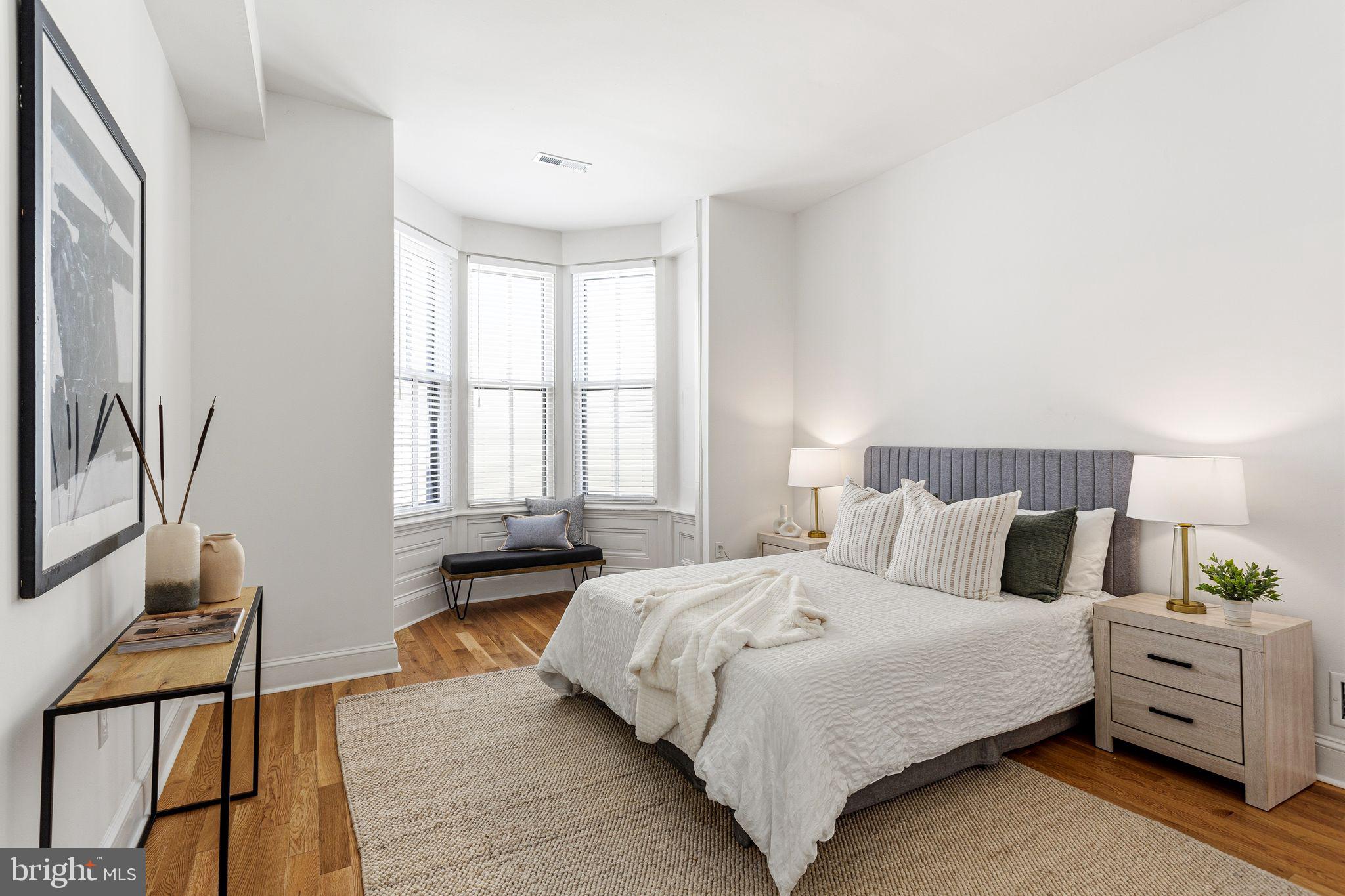 WASHINGTON SQ WEST - Residential