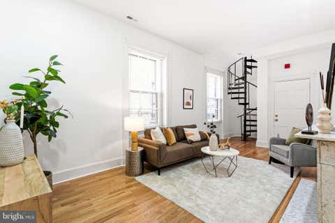 Condo For Sale - 306 S 10th Street #C<br/> Philadelphia County, PHILADELPHIA, PA 19107