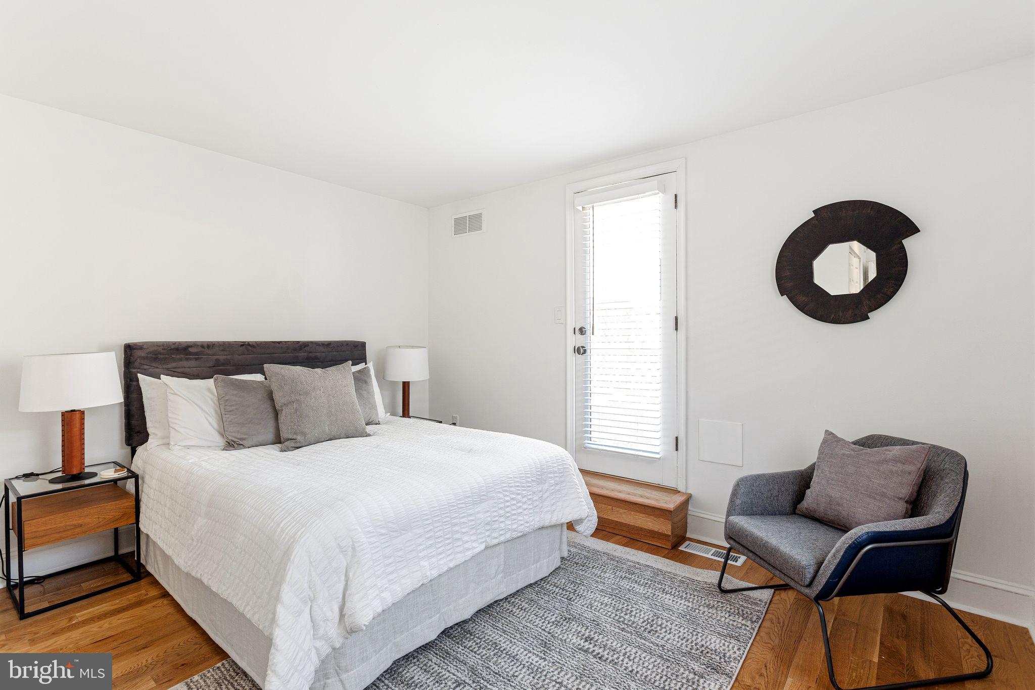 WASHINGTON SQ WEST - Residential