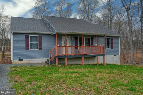 1017 Chestnut Avenue, Mineral, VA MLS: VALA2007610